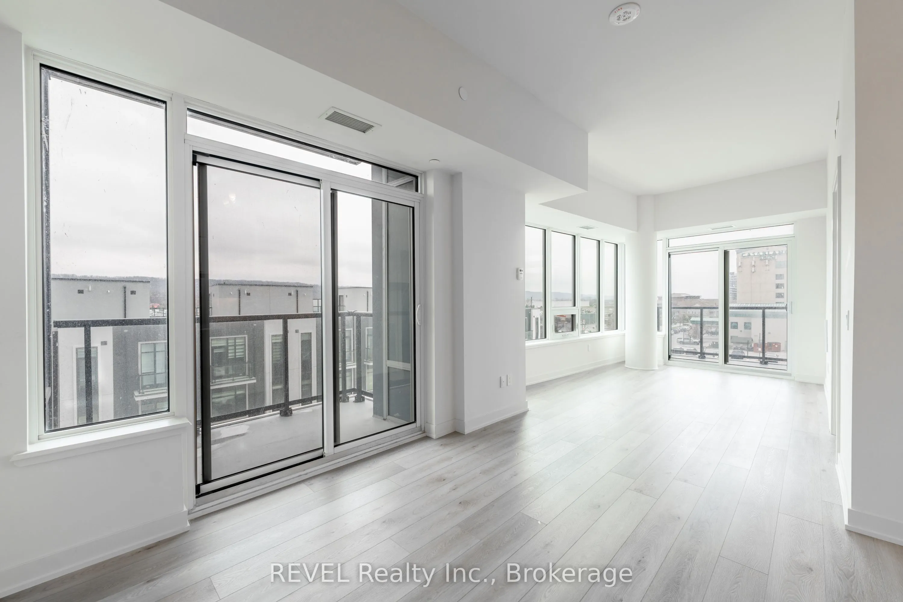 385 Winston Road, #402
