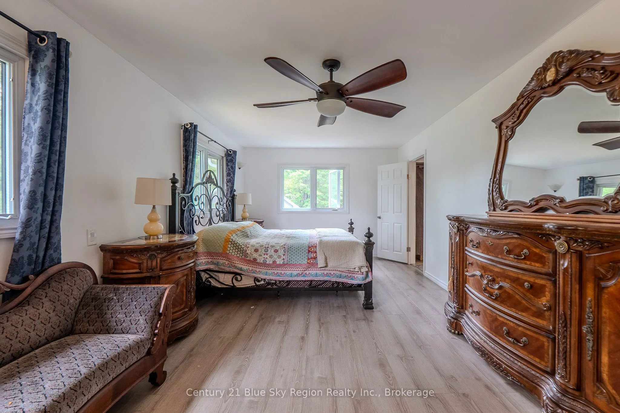 525 Maple Road
