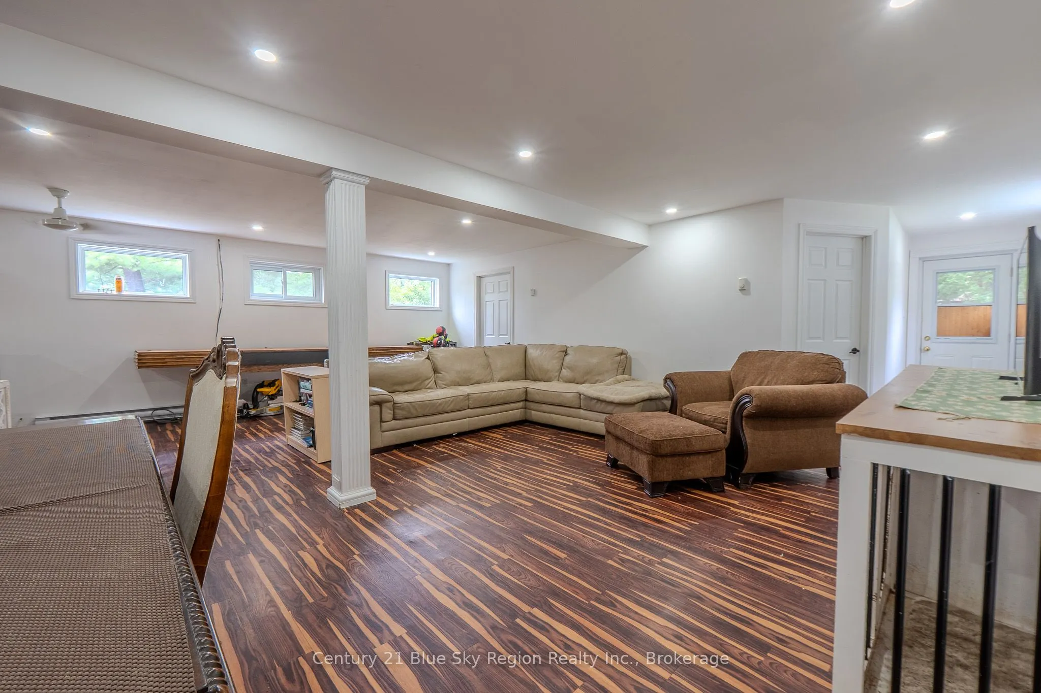 525 Maple Road
