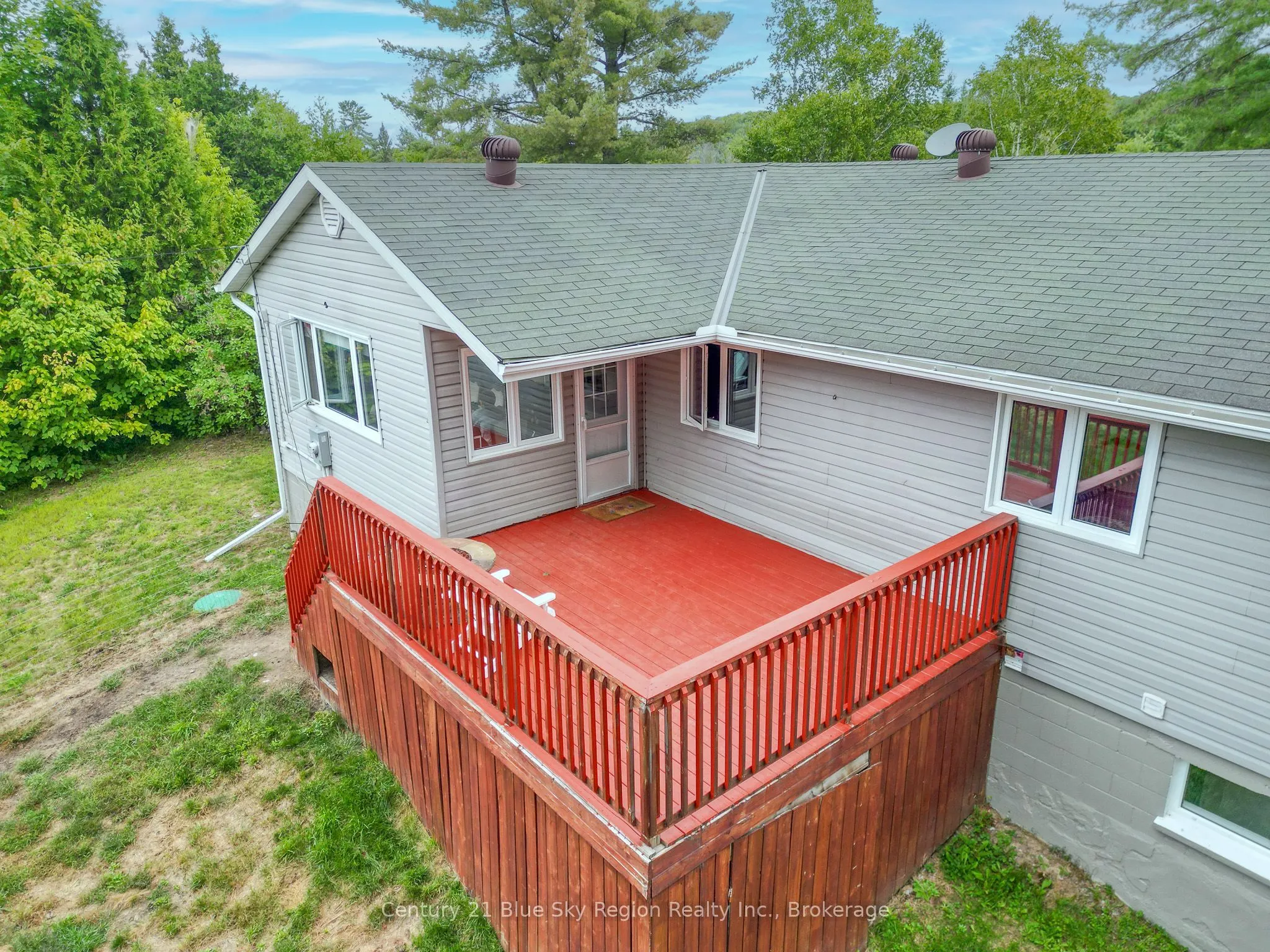 525 Maple Road
