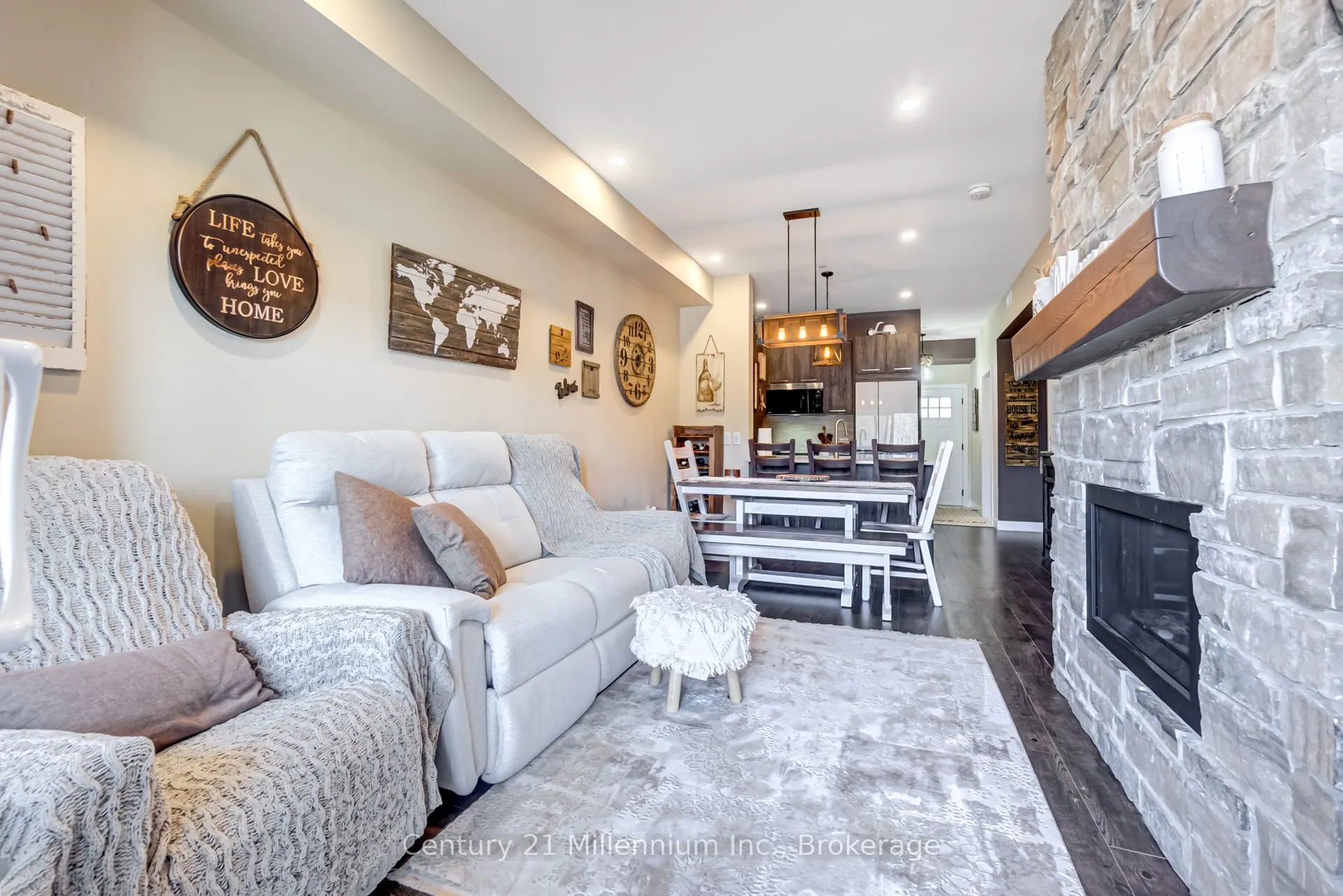 16 Beckwith Lane, #106