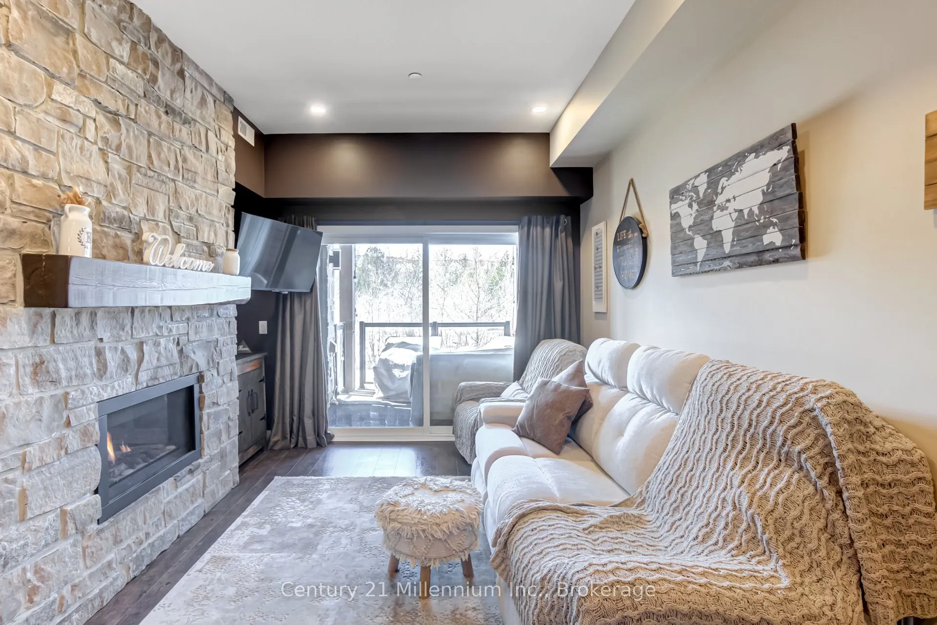 16 Beckwith Lane, #106