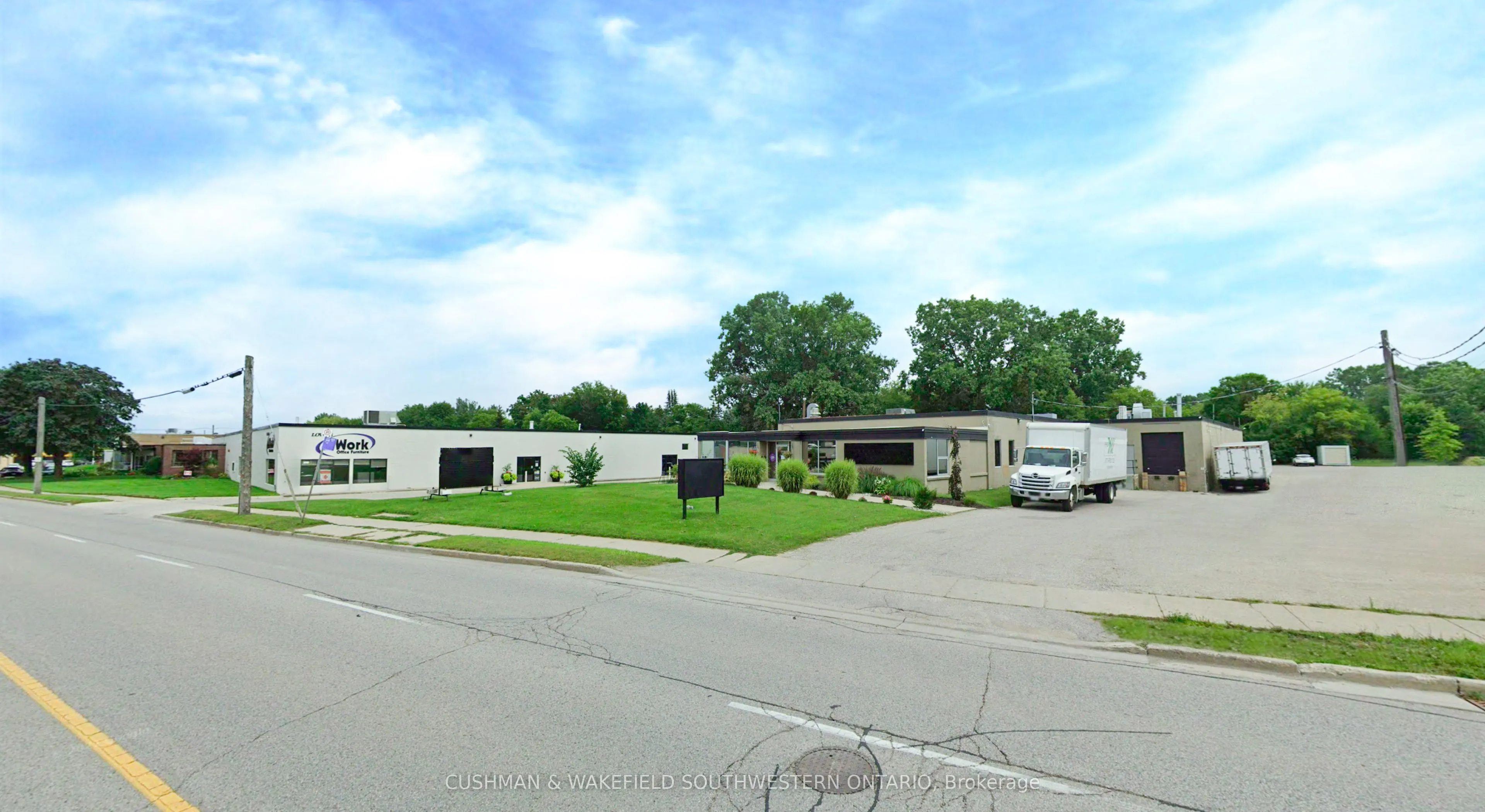 220 Adelaide Street S, #Rear