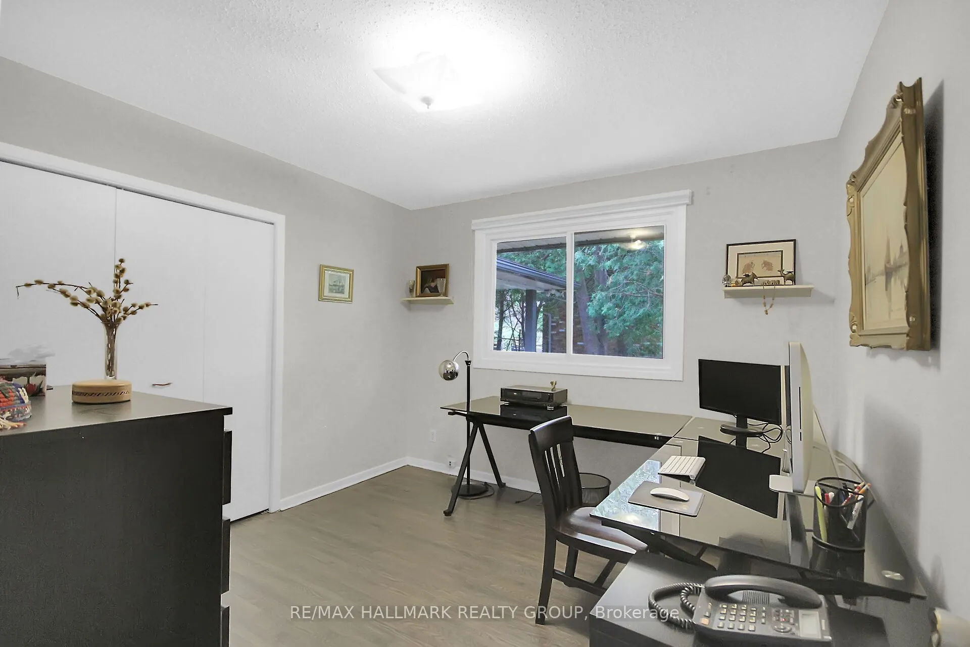 40 Foothills Drive