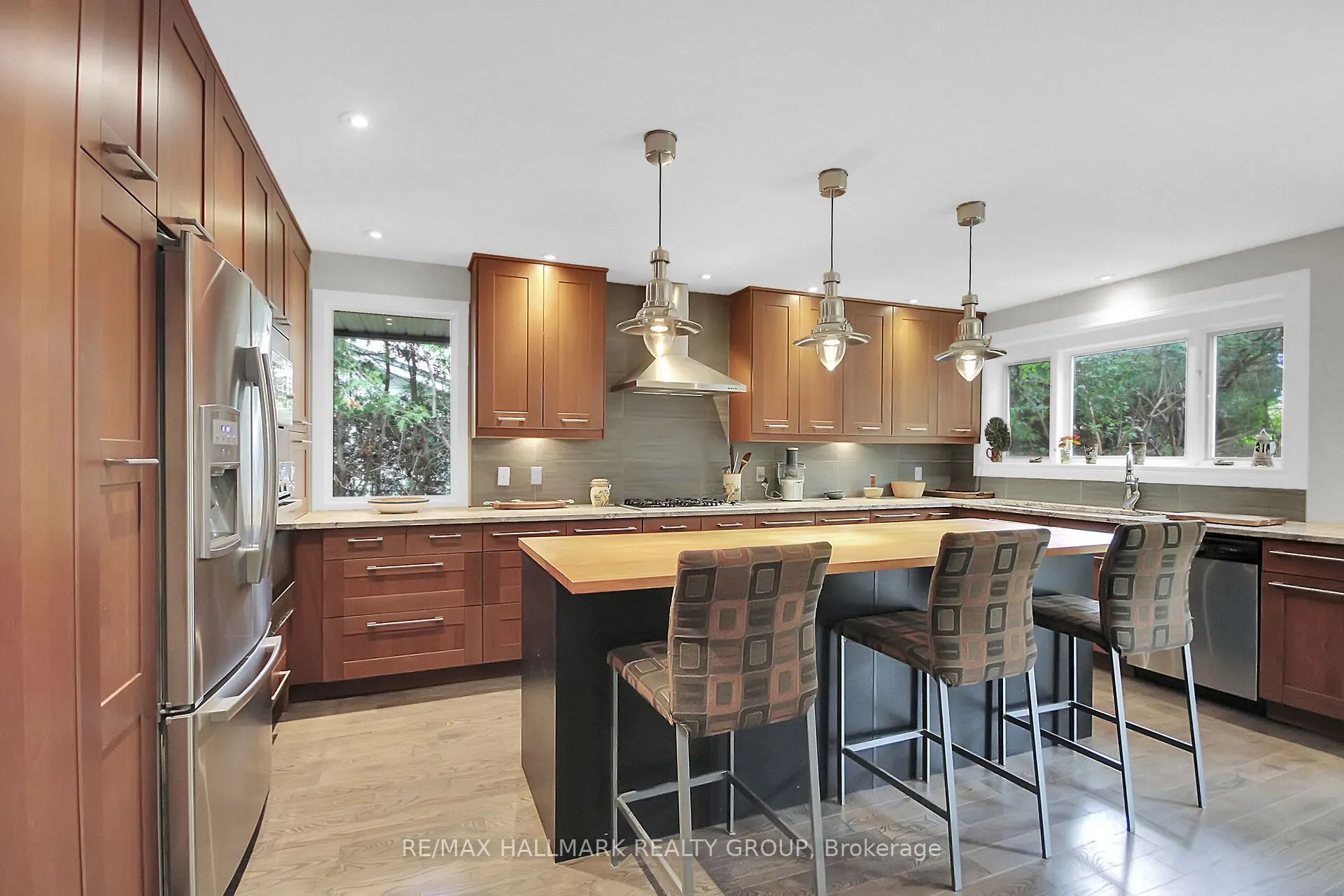 40 Foothills Drive