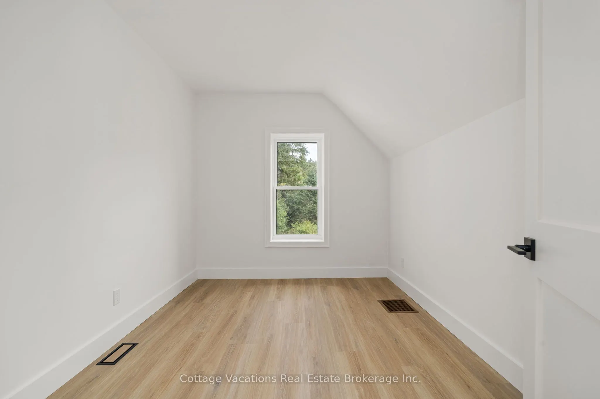 225 Etwell Road