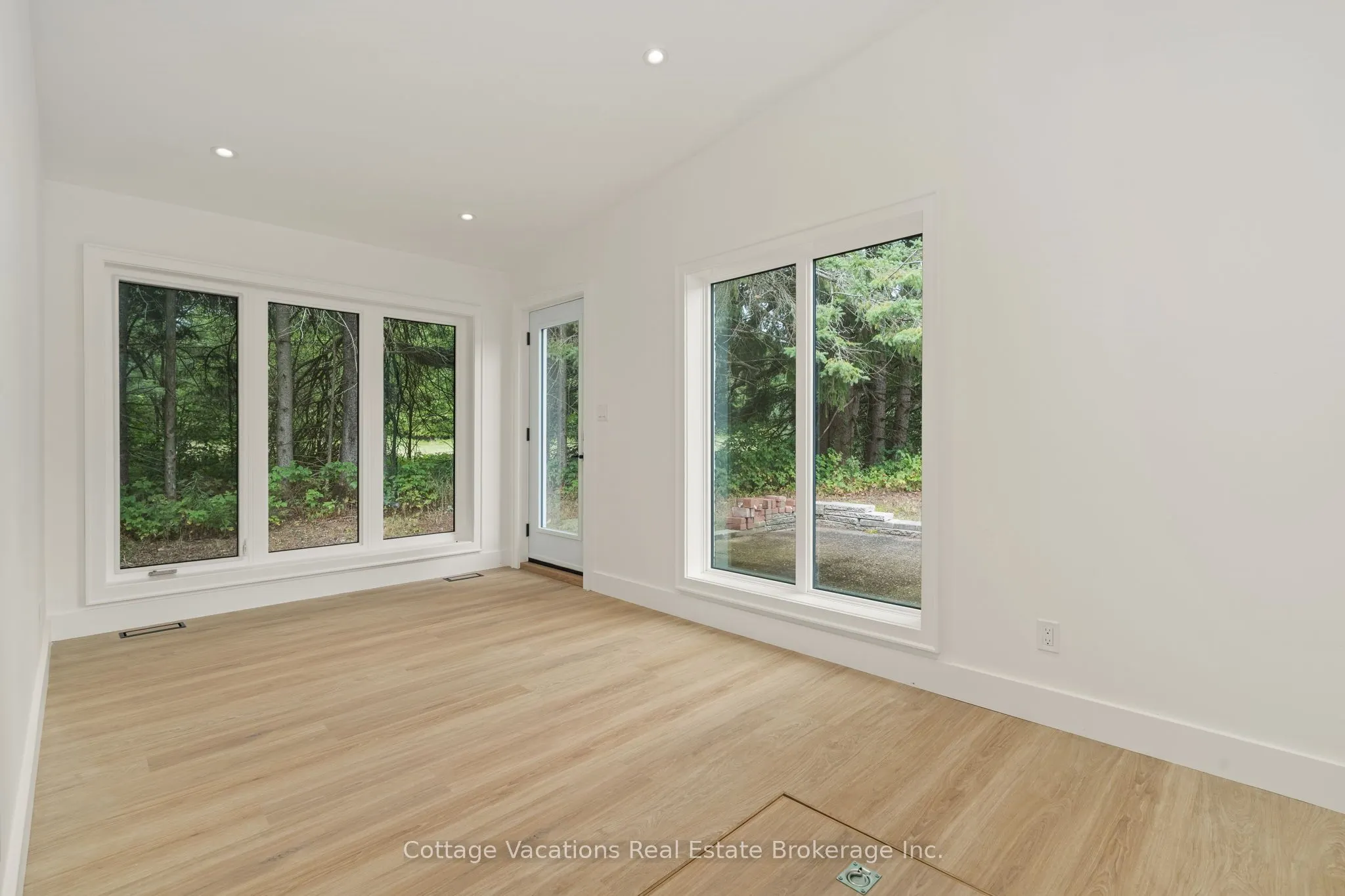 225 Etwell Road