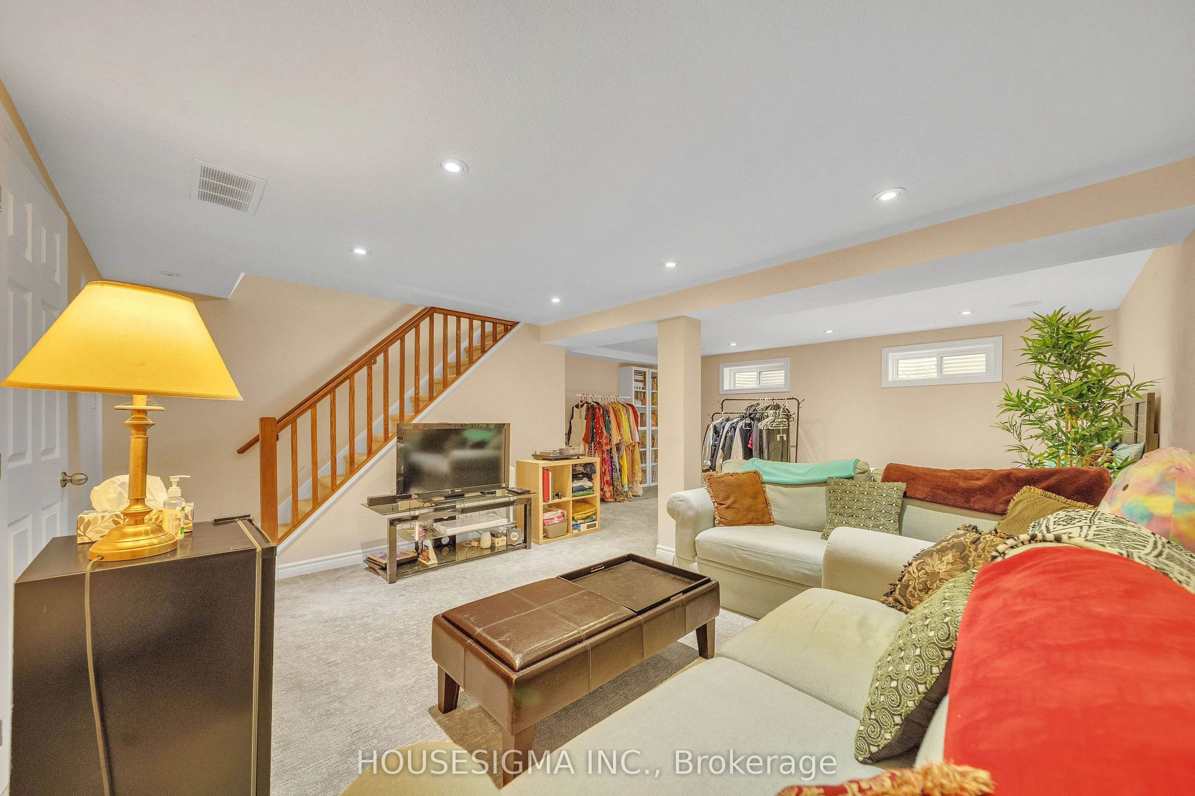 50 Westmount Road W, #16