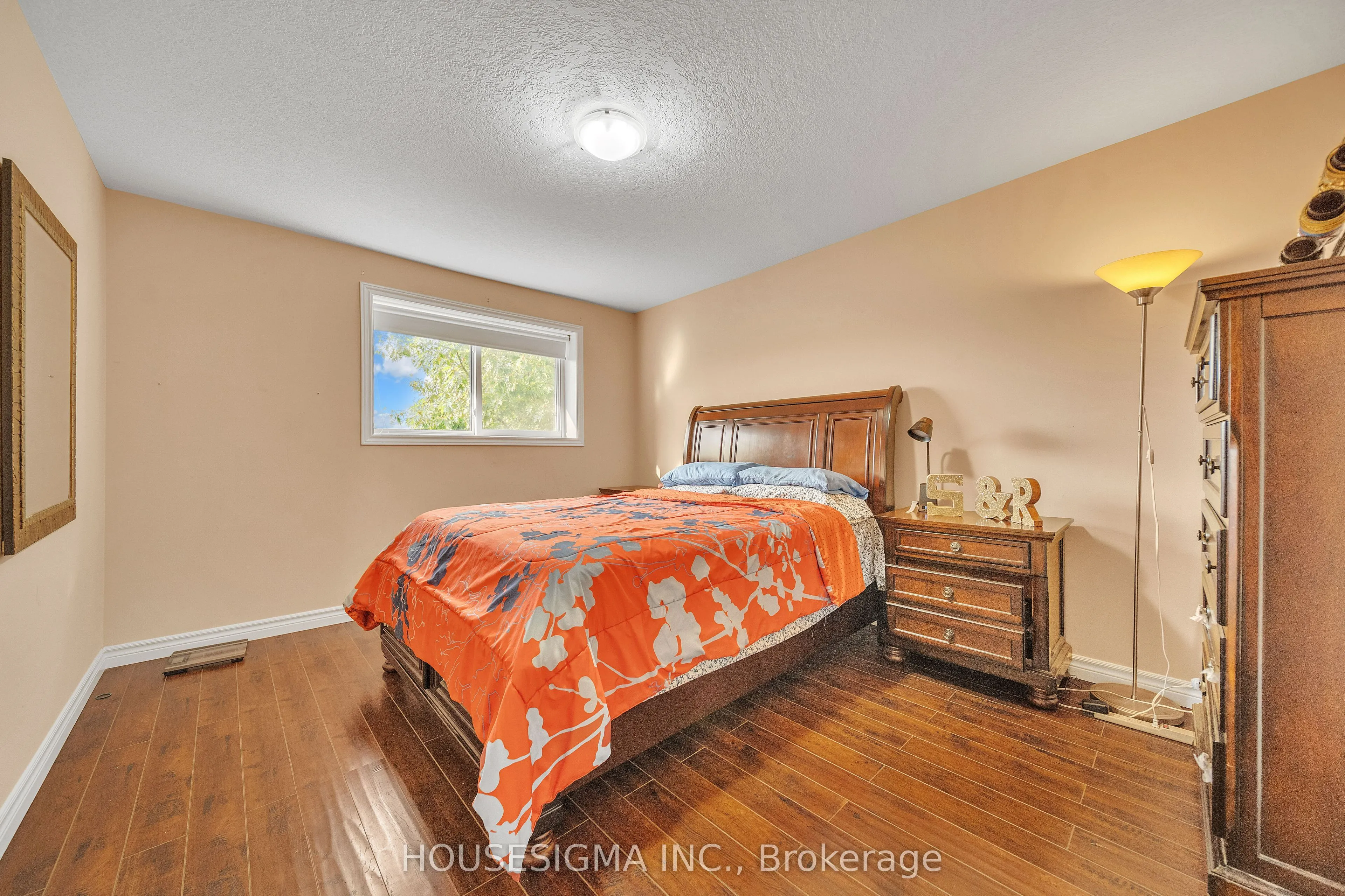 50 Westmount Road W, #16