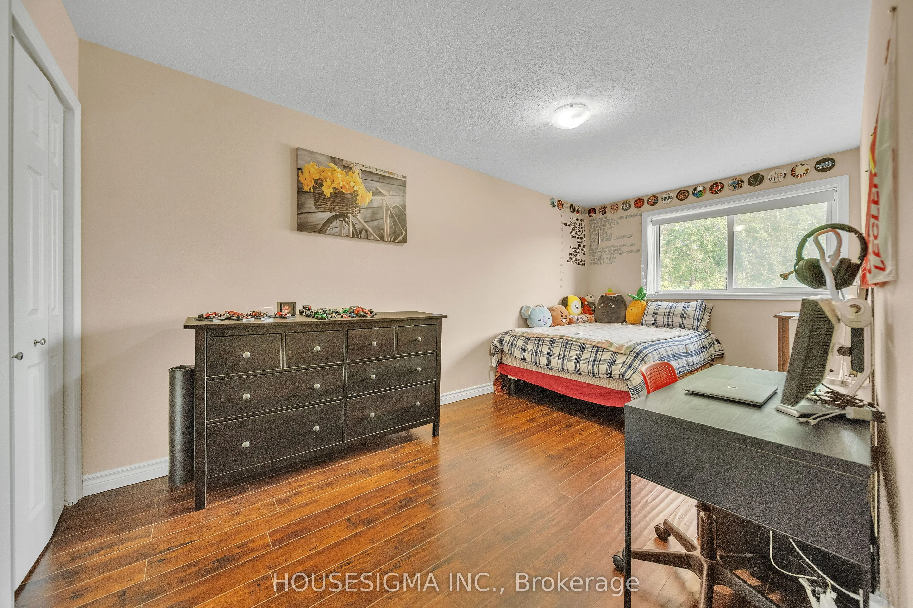 50 Westmount Road W, #16