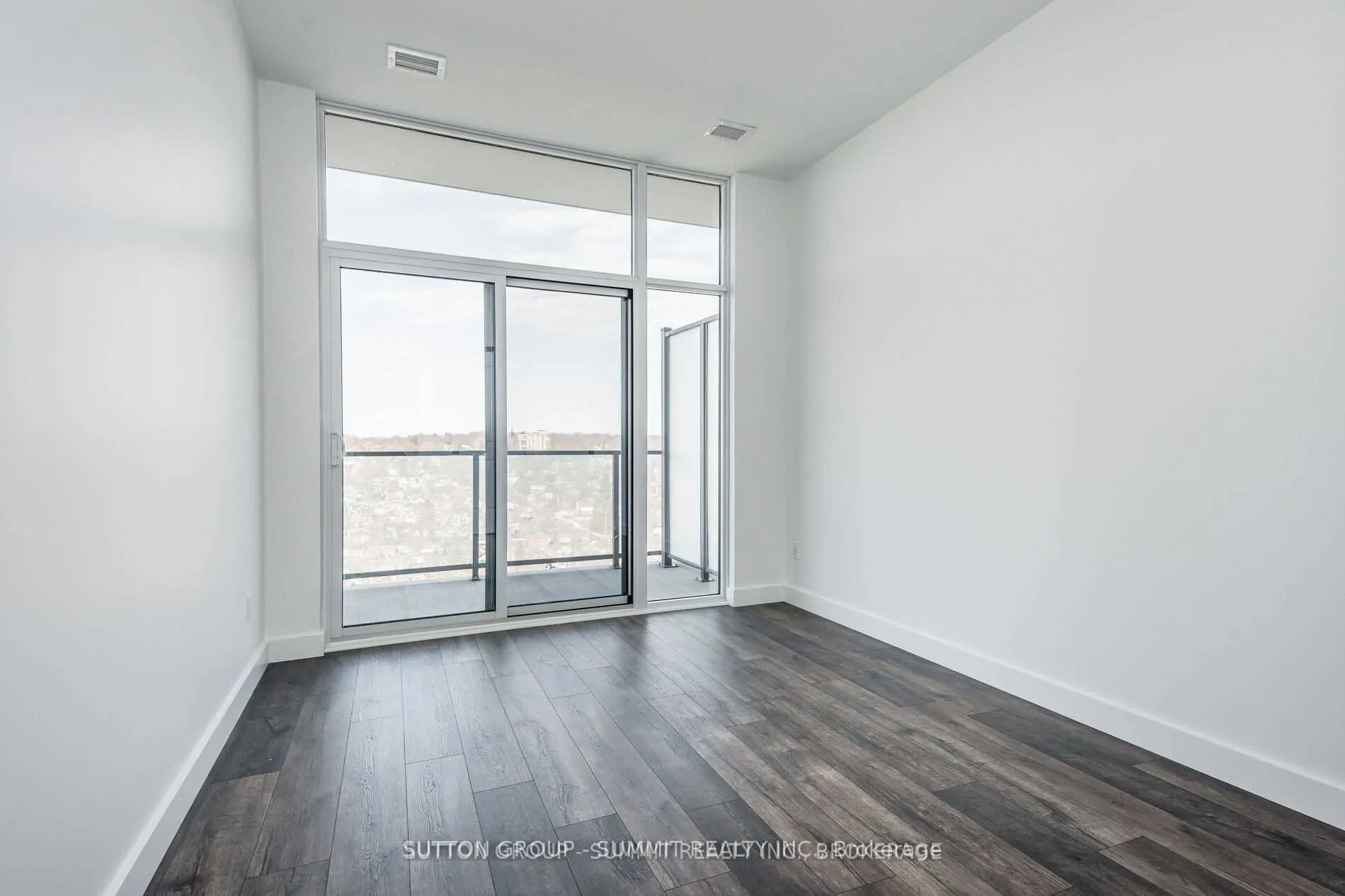 15 GLEBE Street, #22