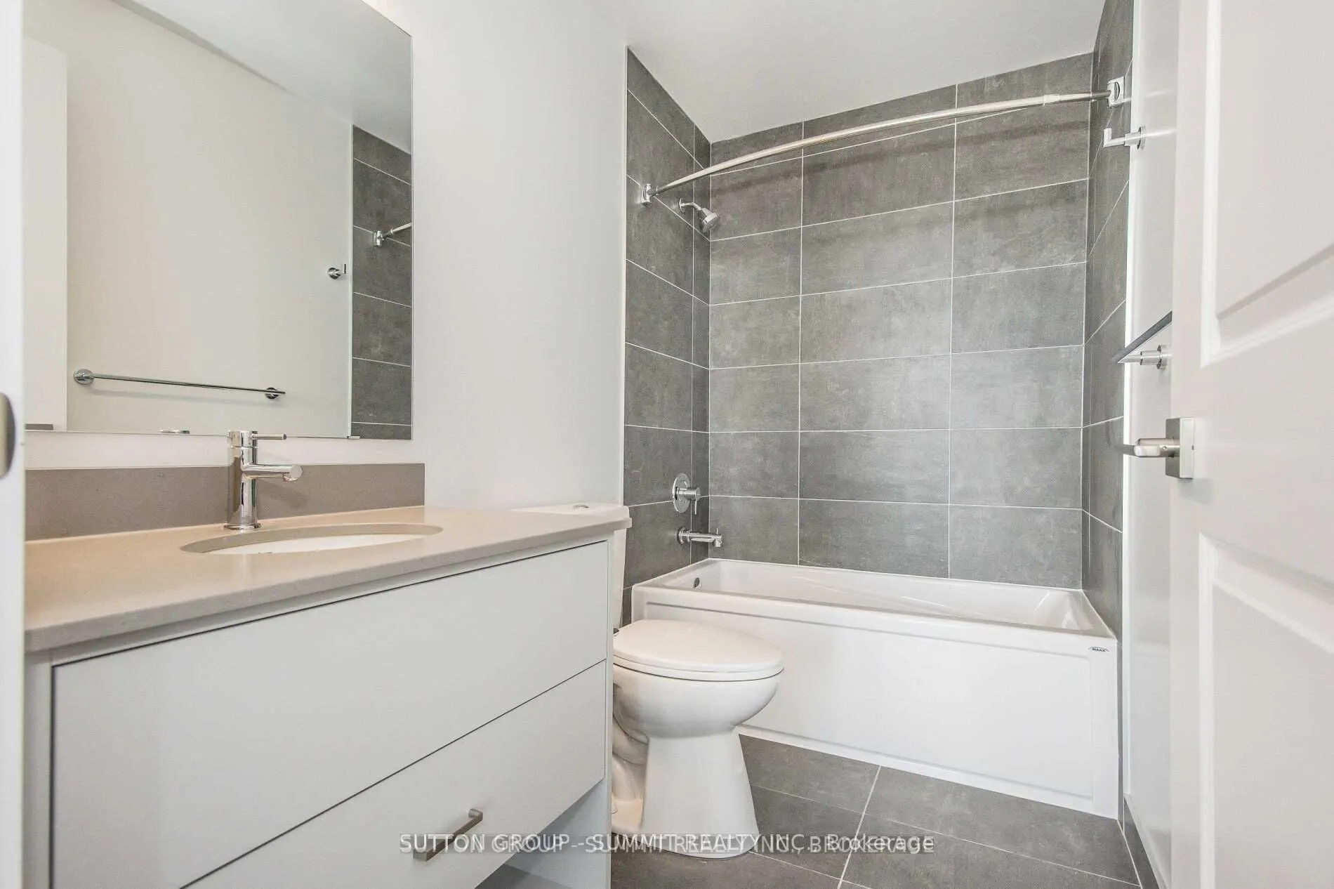 15 GLEBE Street, #22