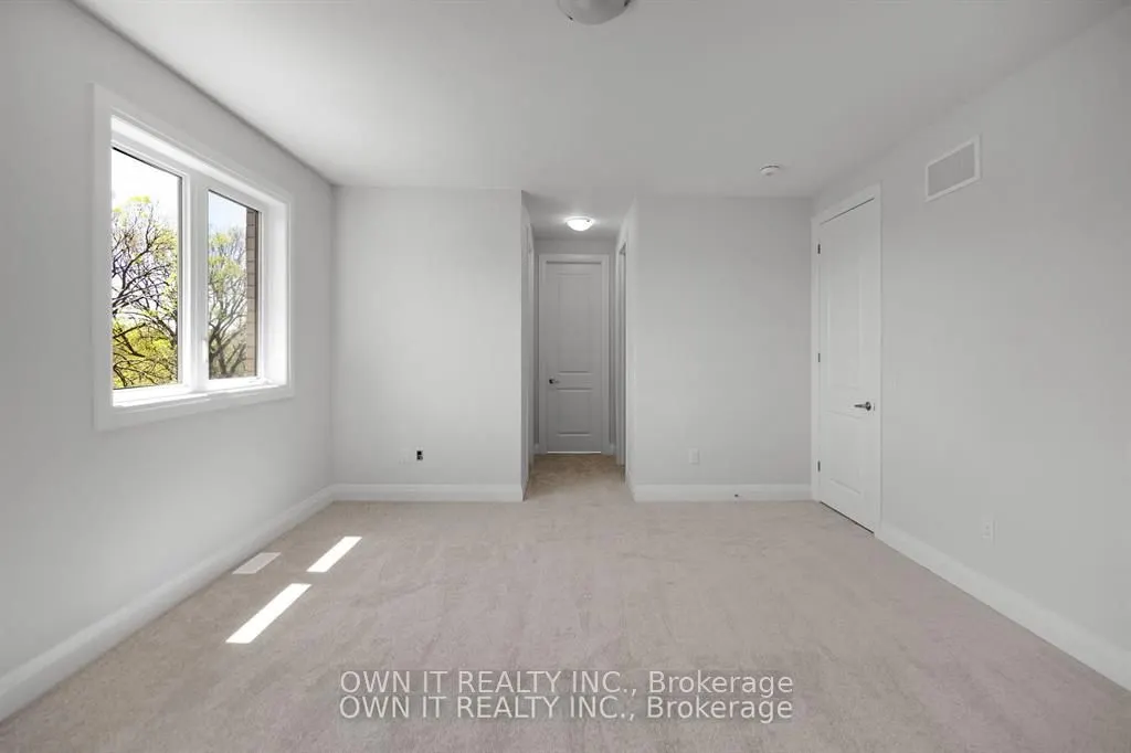 133 Harwood Avenue