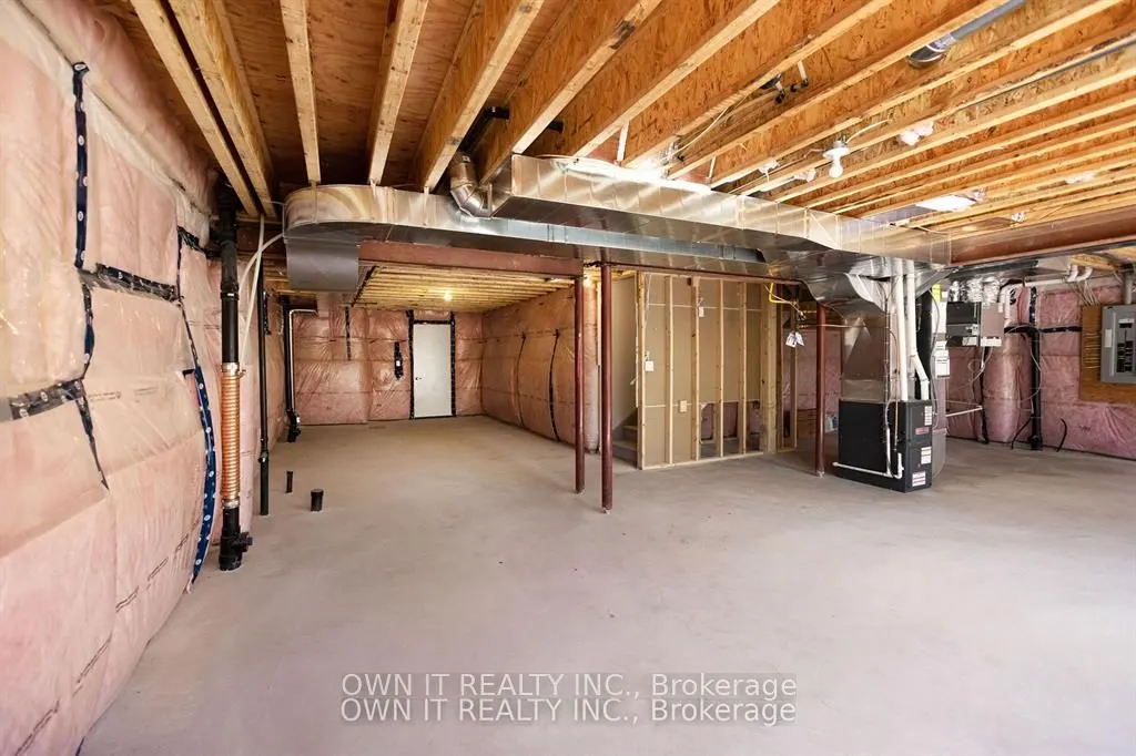 133 Harwood Avenue