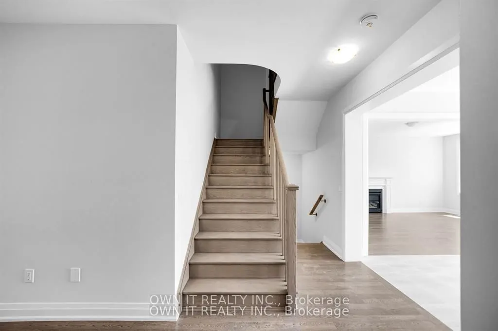 133 Harwood Avenue