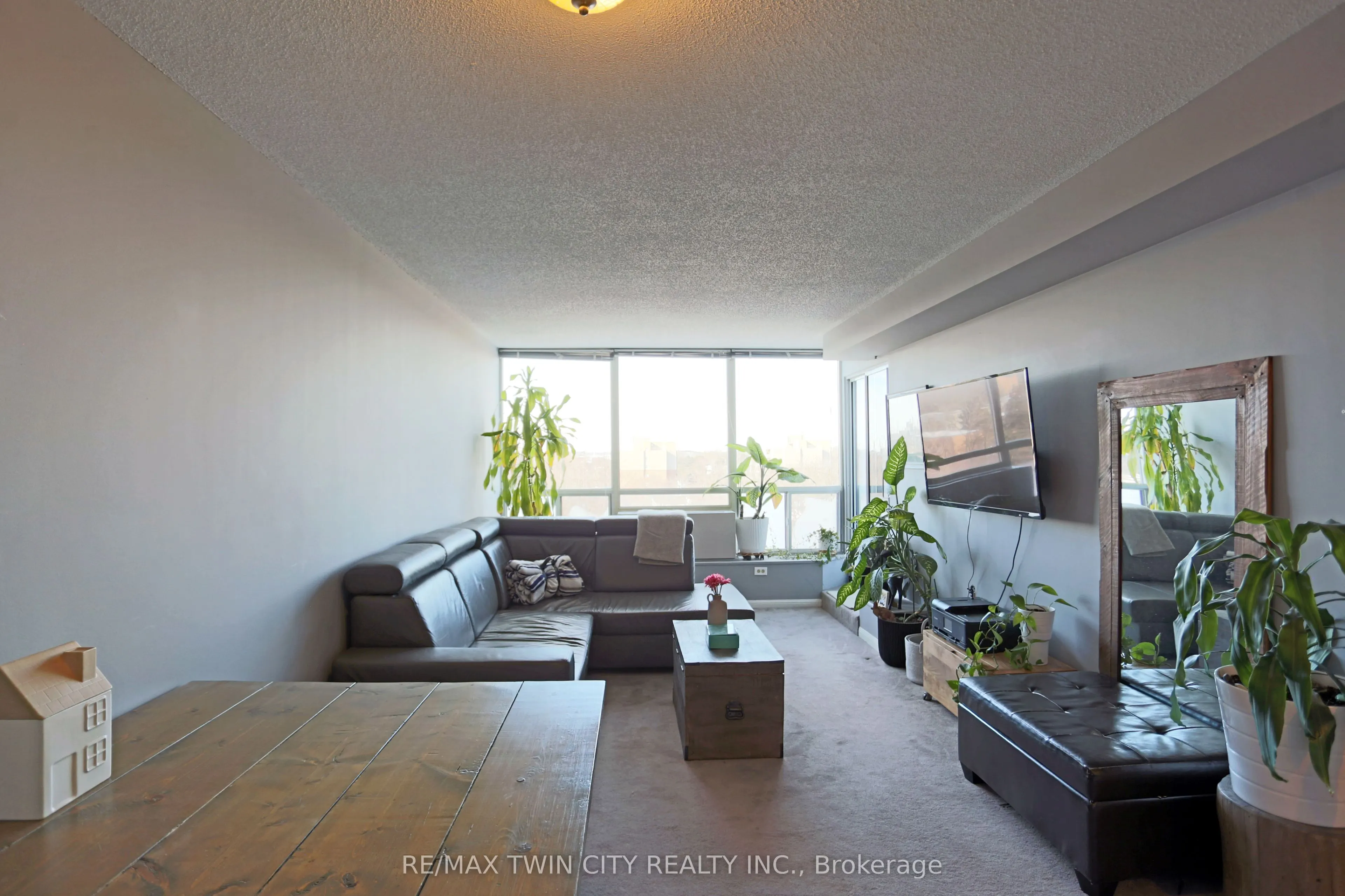 107 Bagot Street, #605