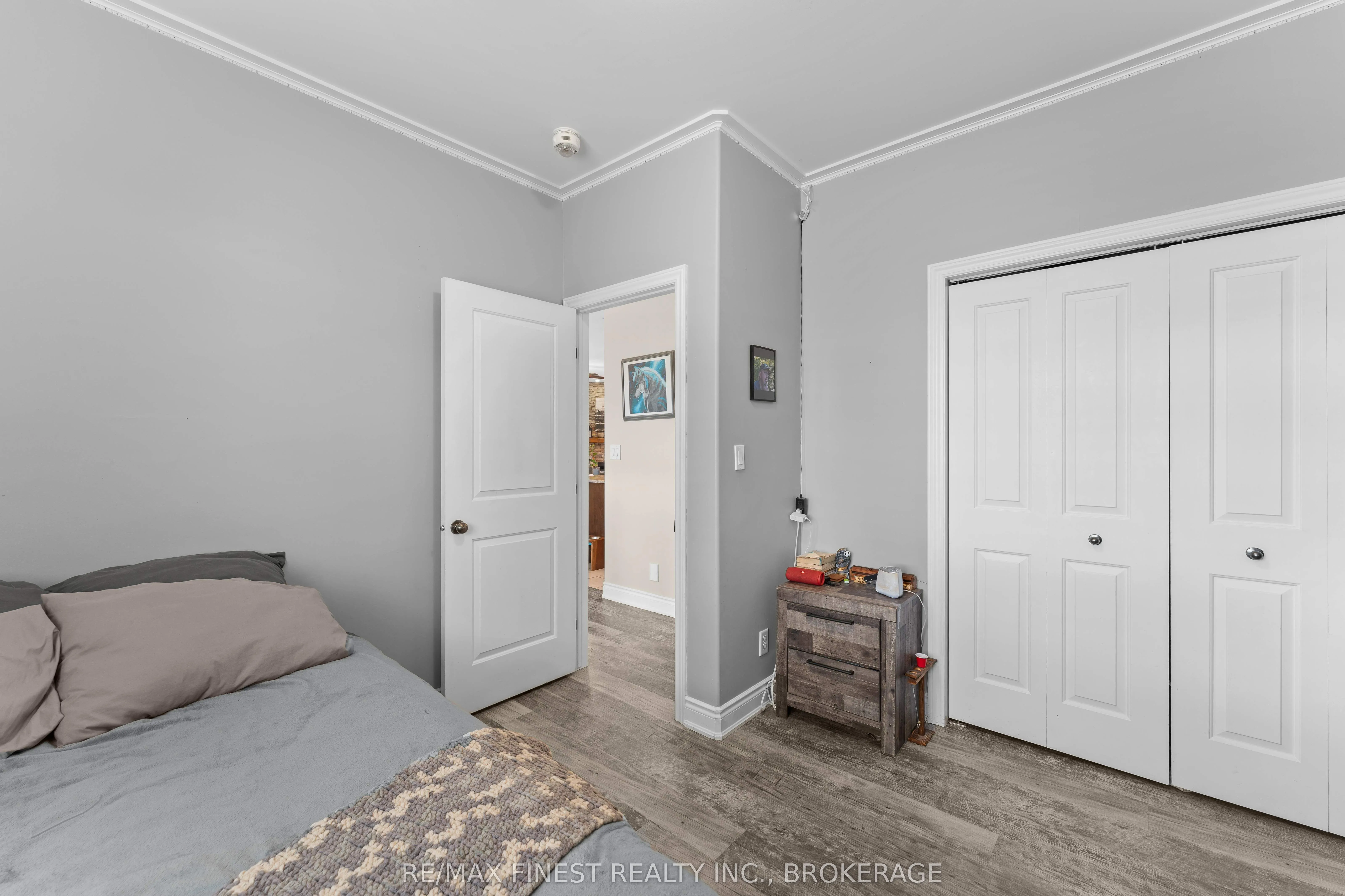 3527 Battersea Road