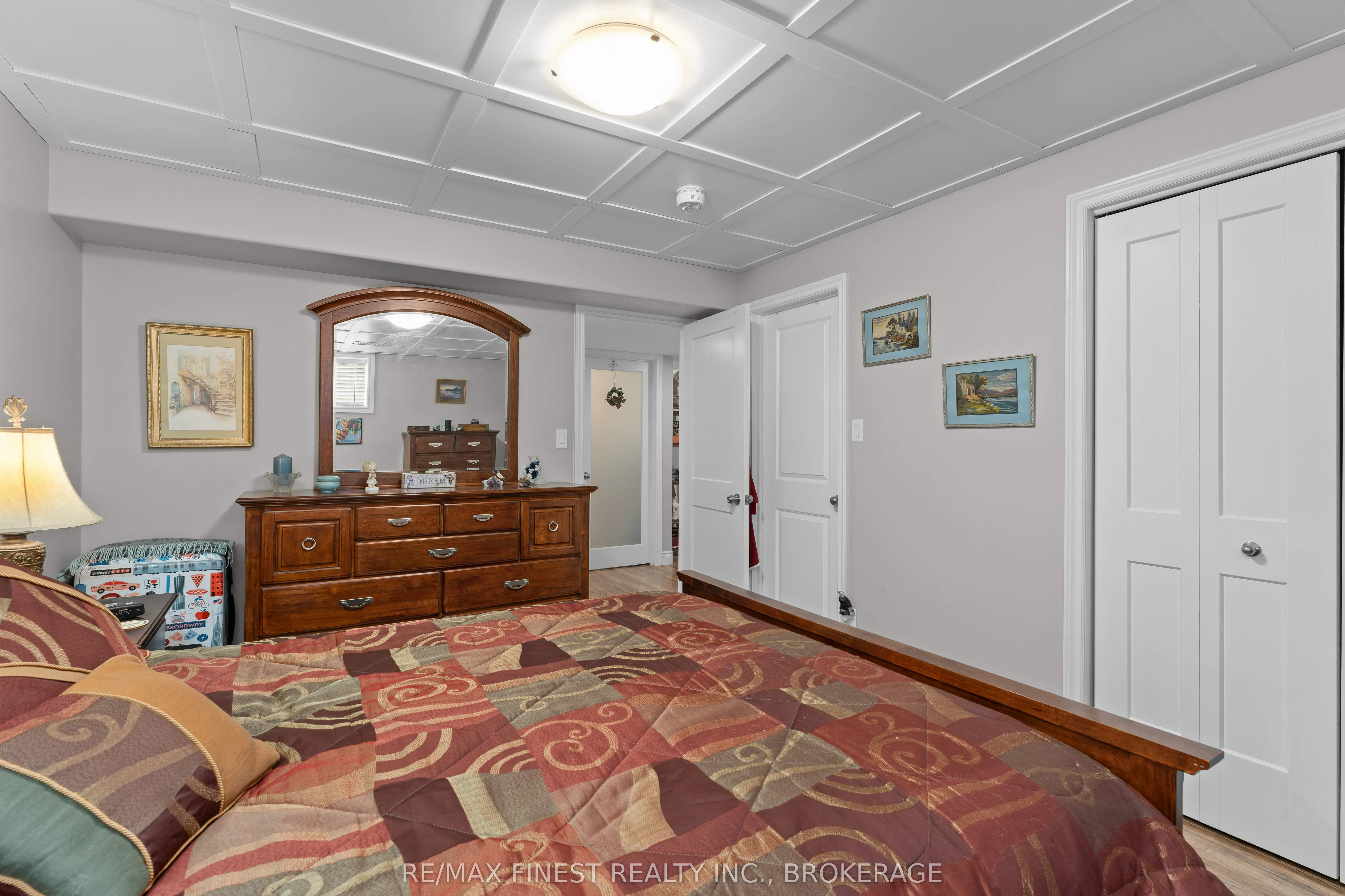 3527 Battersea Road