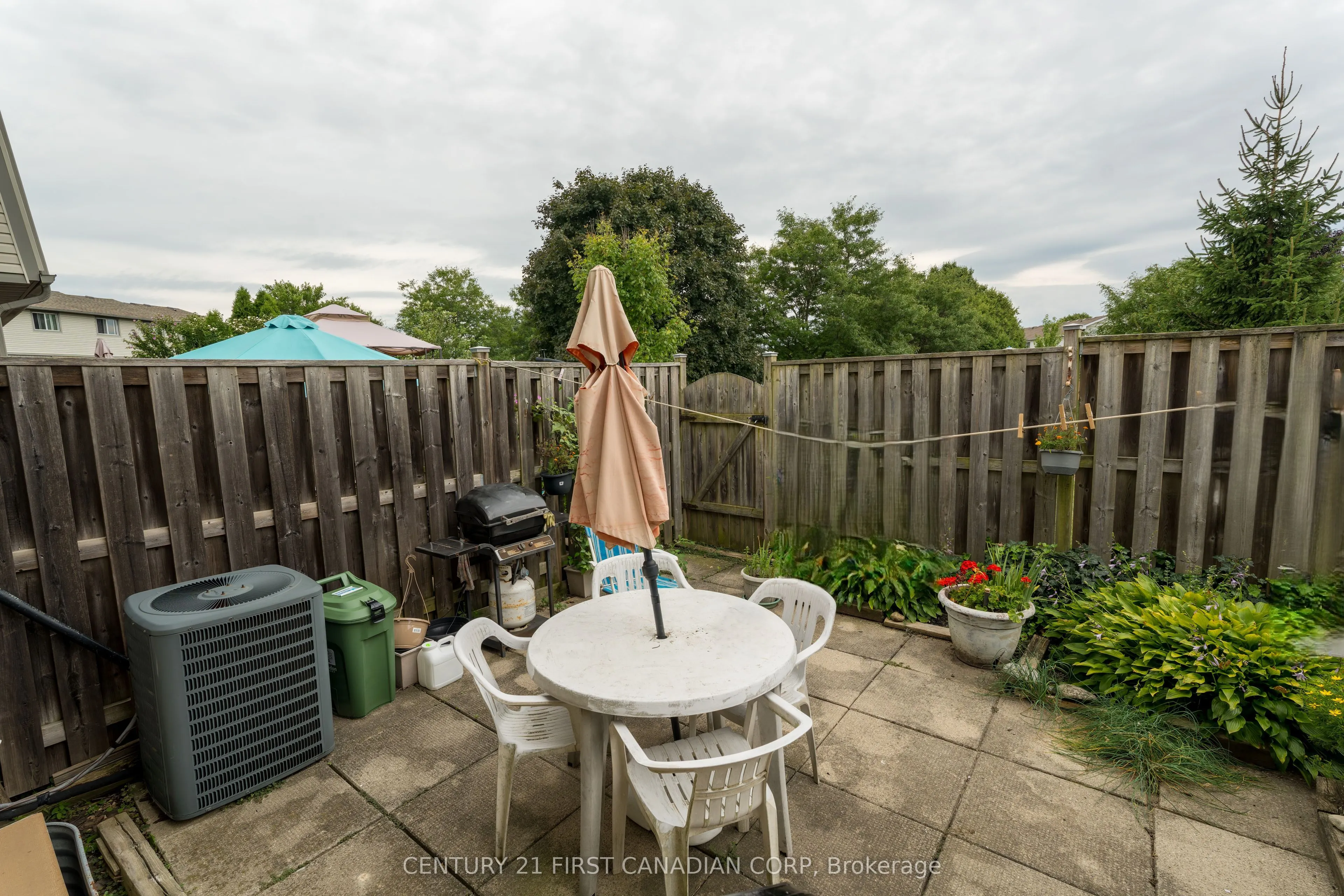 195 Deveron Crescent, #40