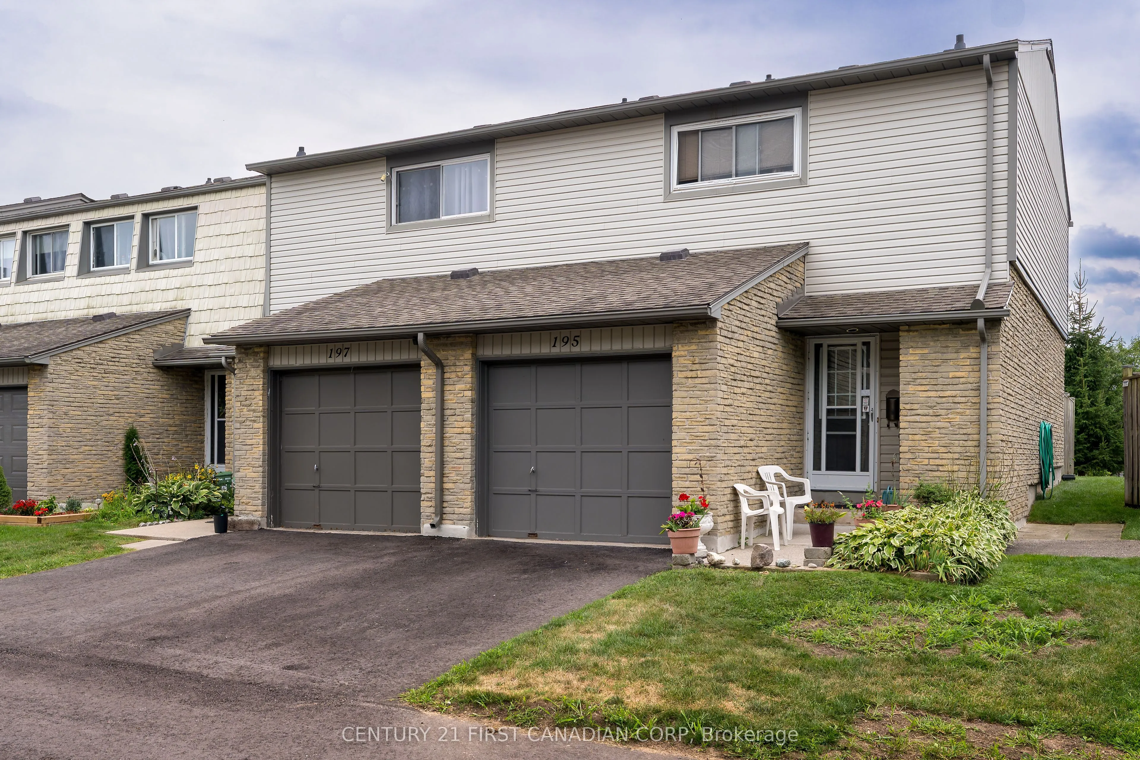 195 Deveron Crescent, #40