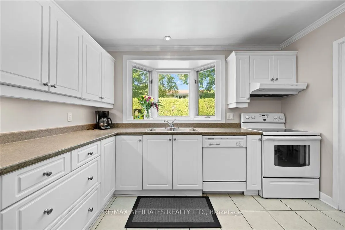 49 Silver Aspen Crescent