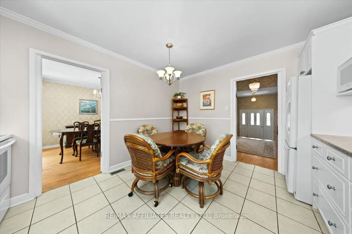 49 Silver Aspen Crescent
