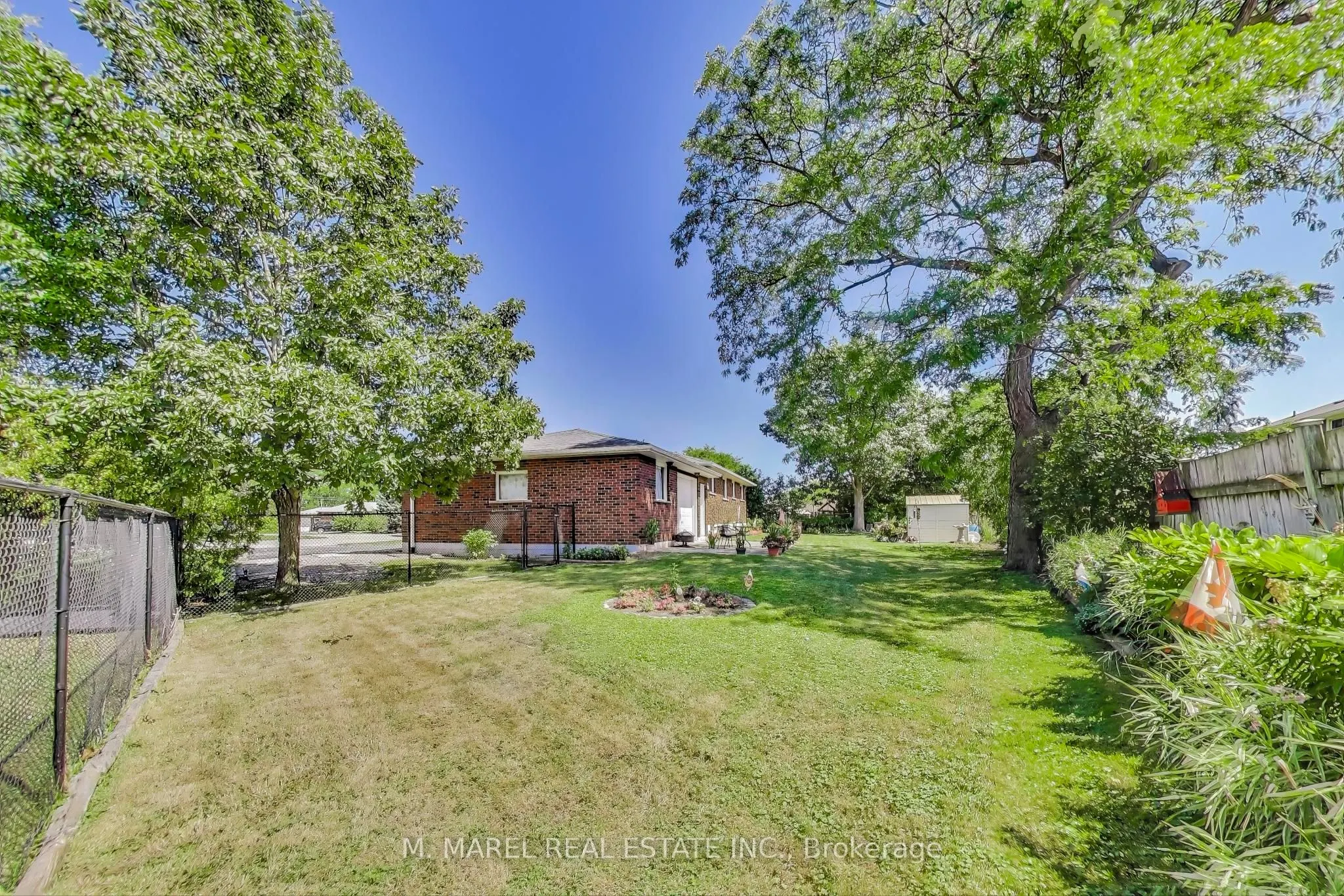 5 Woodsview Place