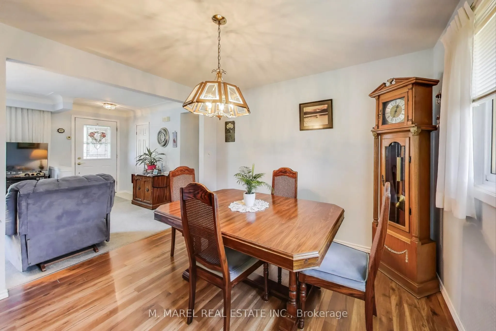 5 Woodsview Place