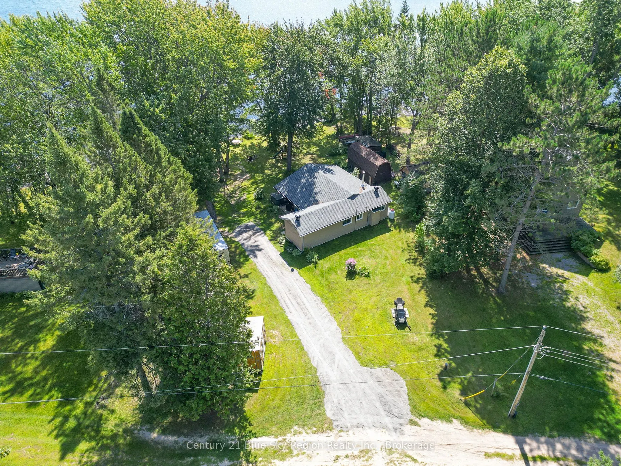 28 Andrews Lane