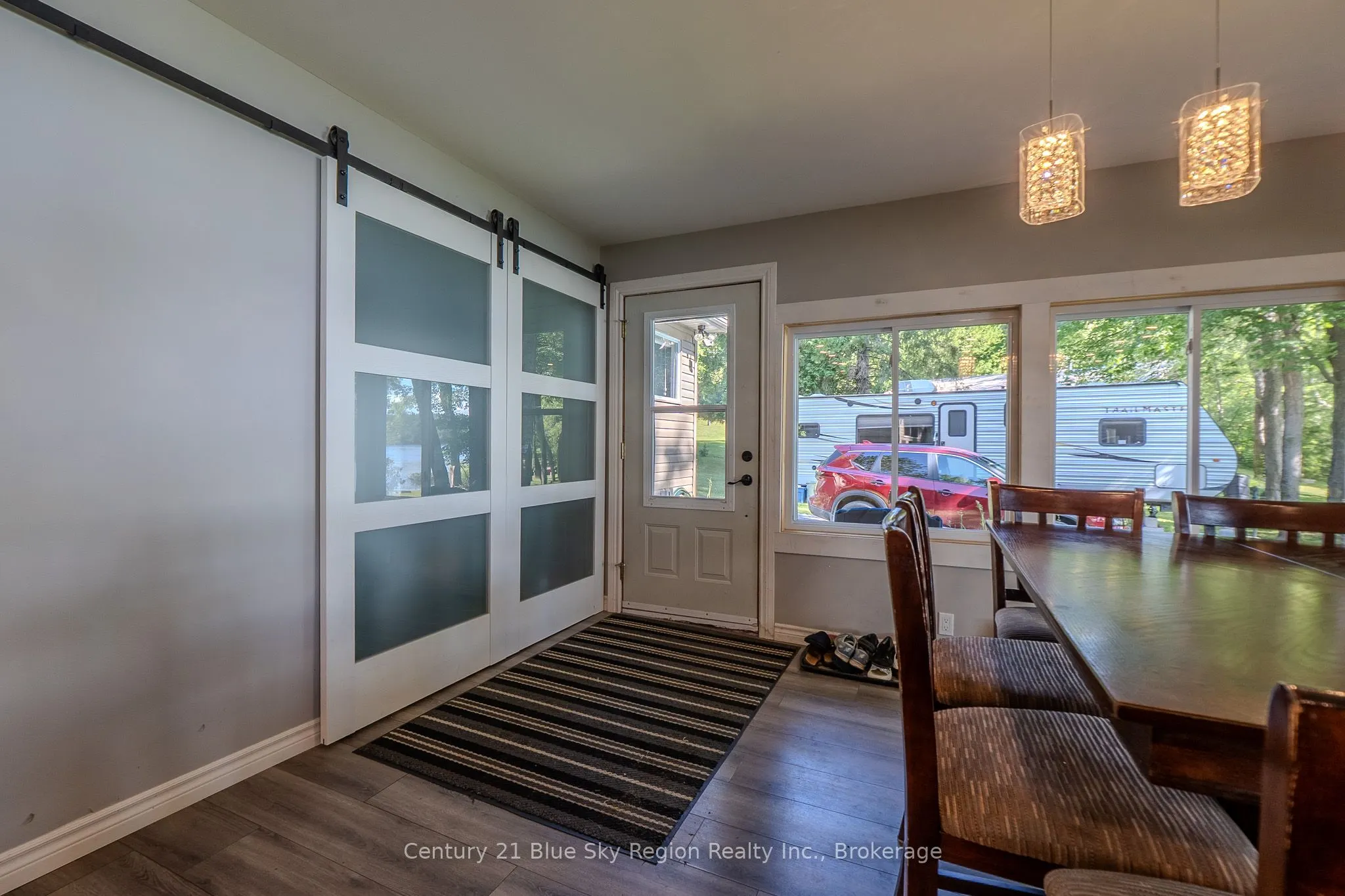 28 Andrews Lane