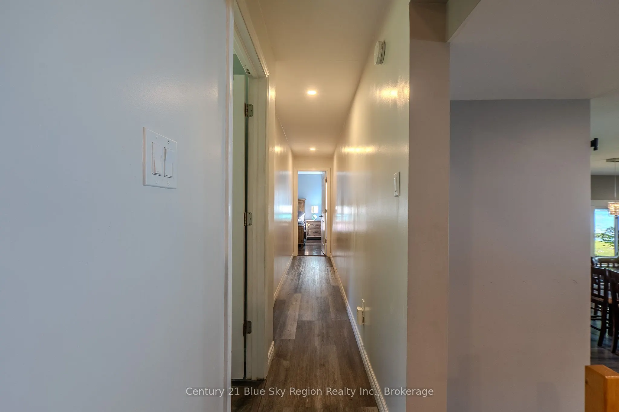 28 Andrews Lane
