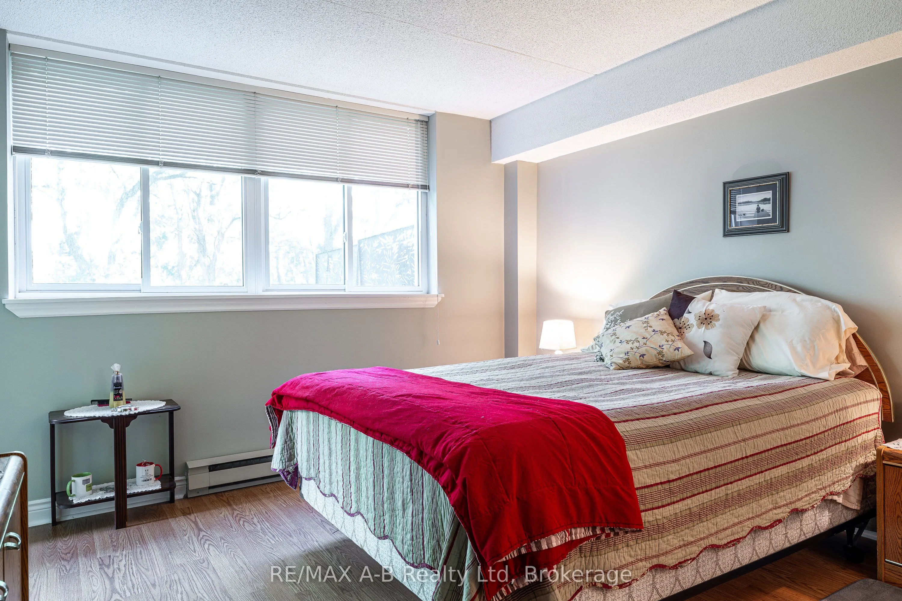 22 ST. ANDREW Street N, #104