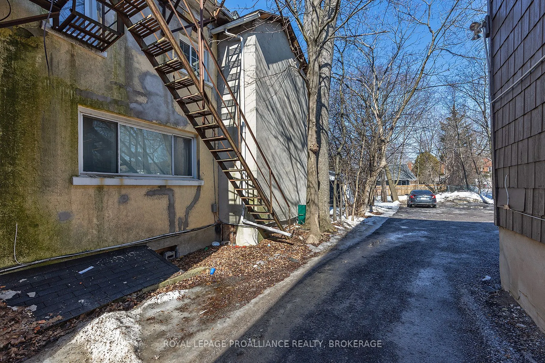 521 Johnson Street