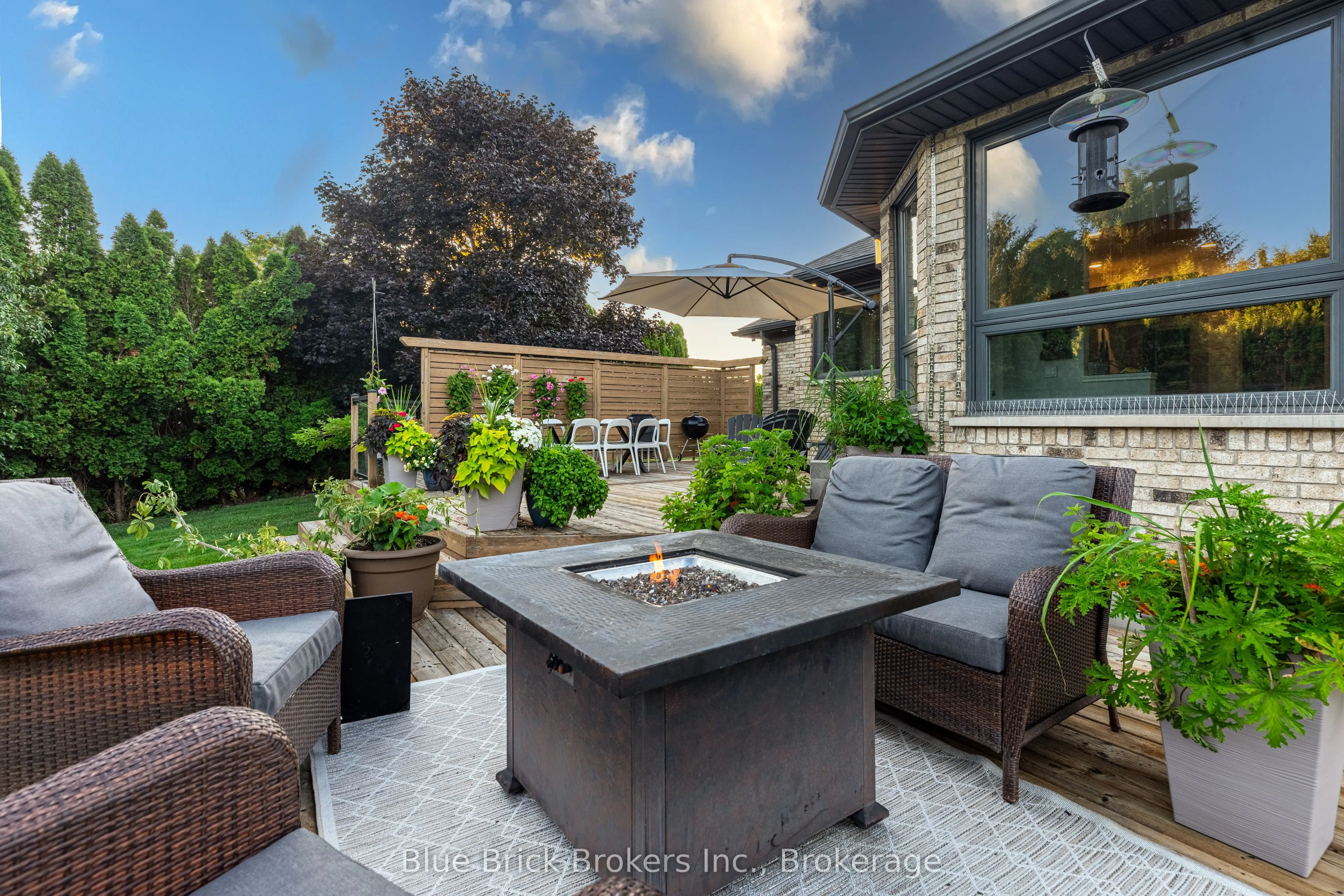 768 FRANKLINWAY Crescent