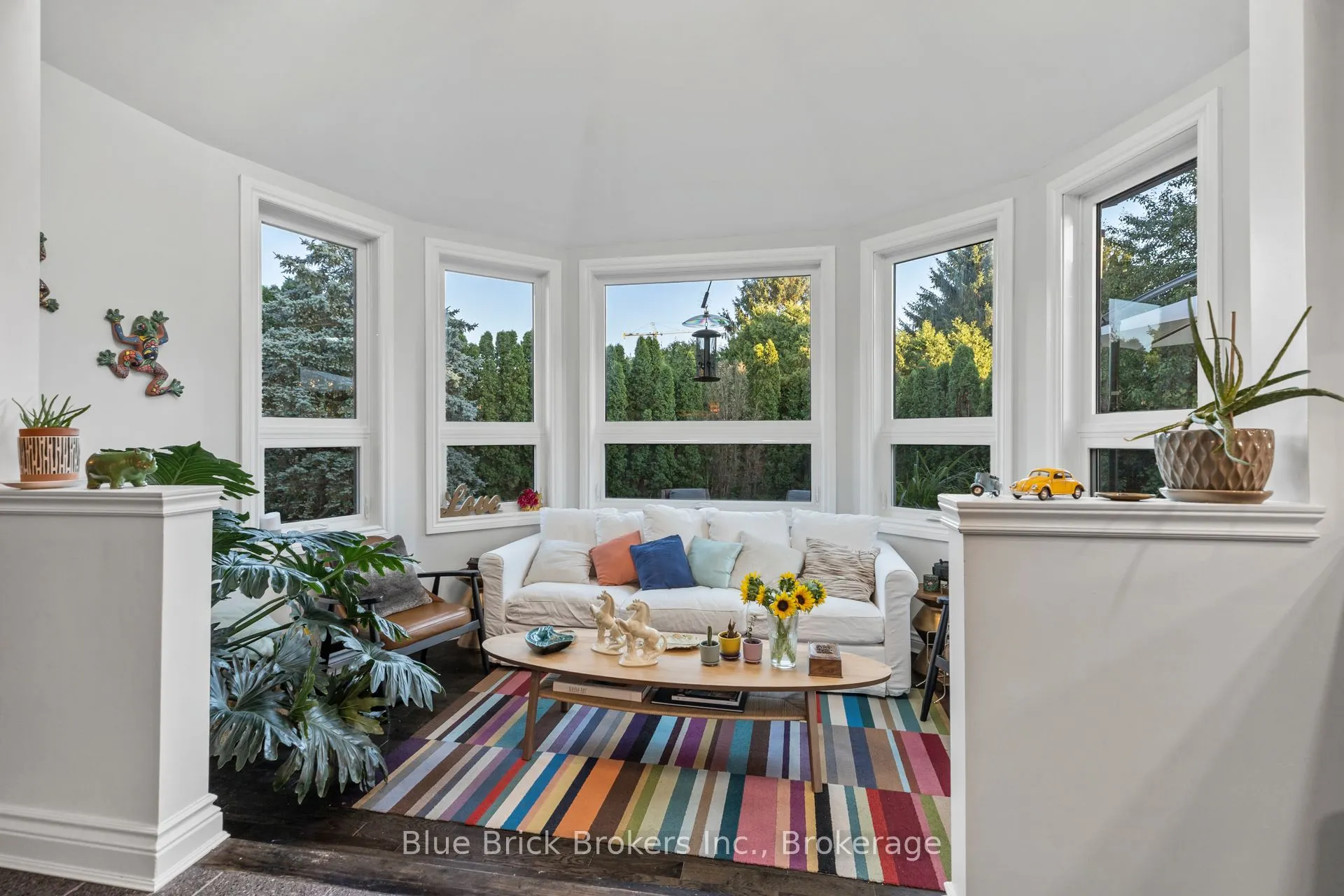 768 FRANKLINWAY Crescent