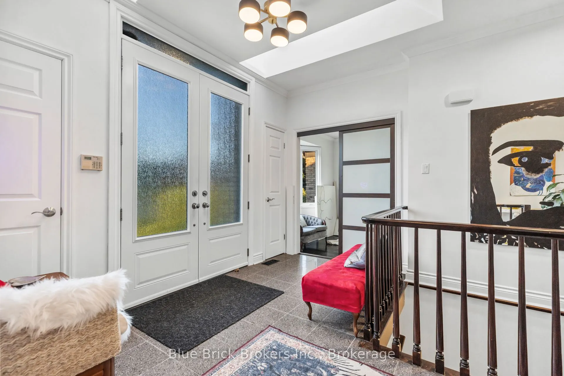 768 FRANKLINWAY Crescent