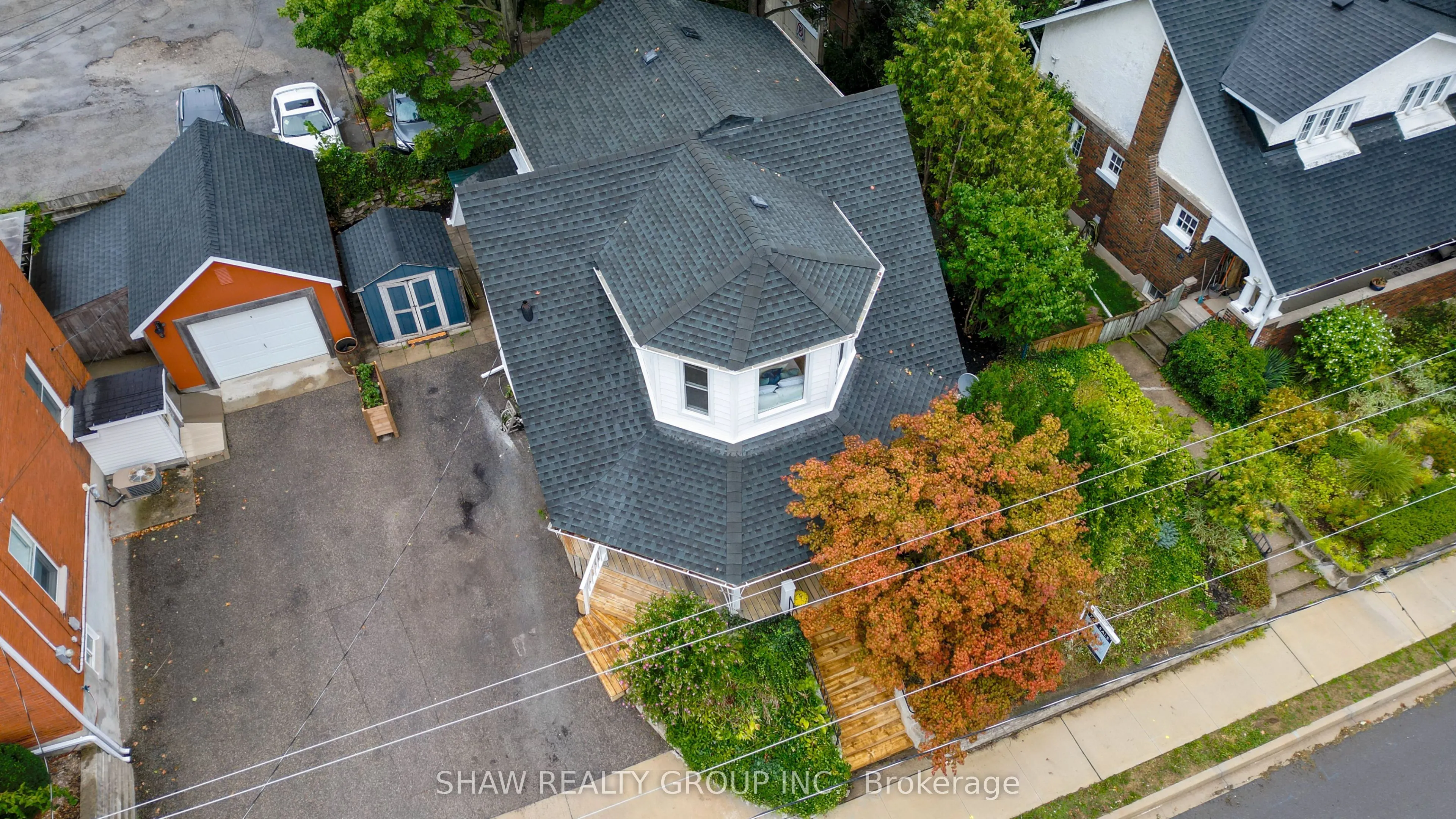 132 Church Street N