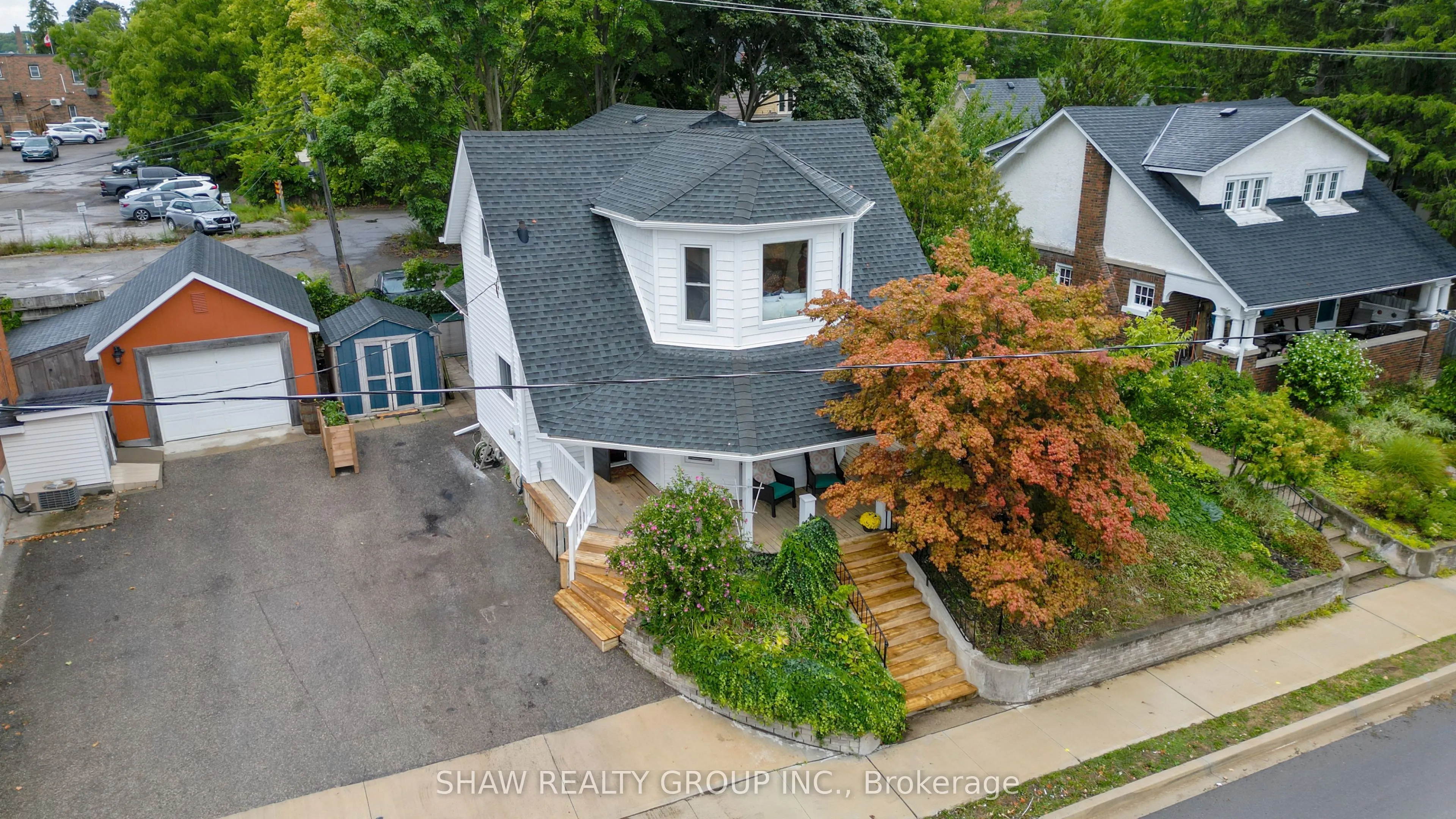 132 Church Street N
