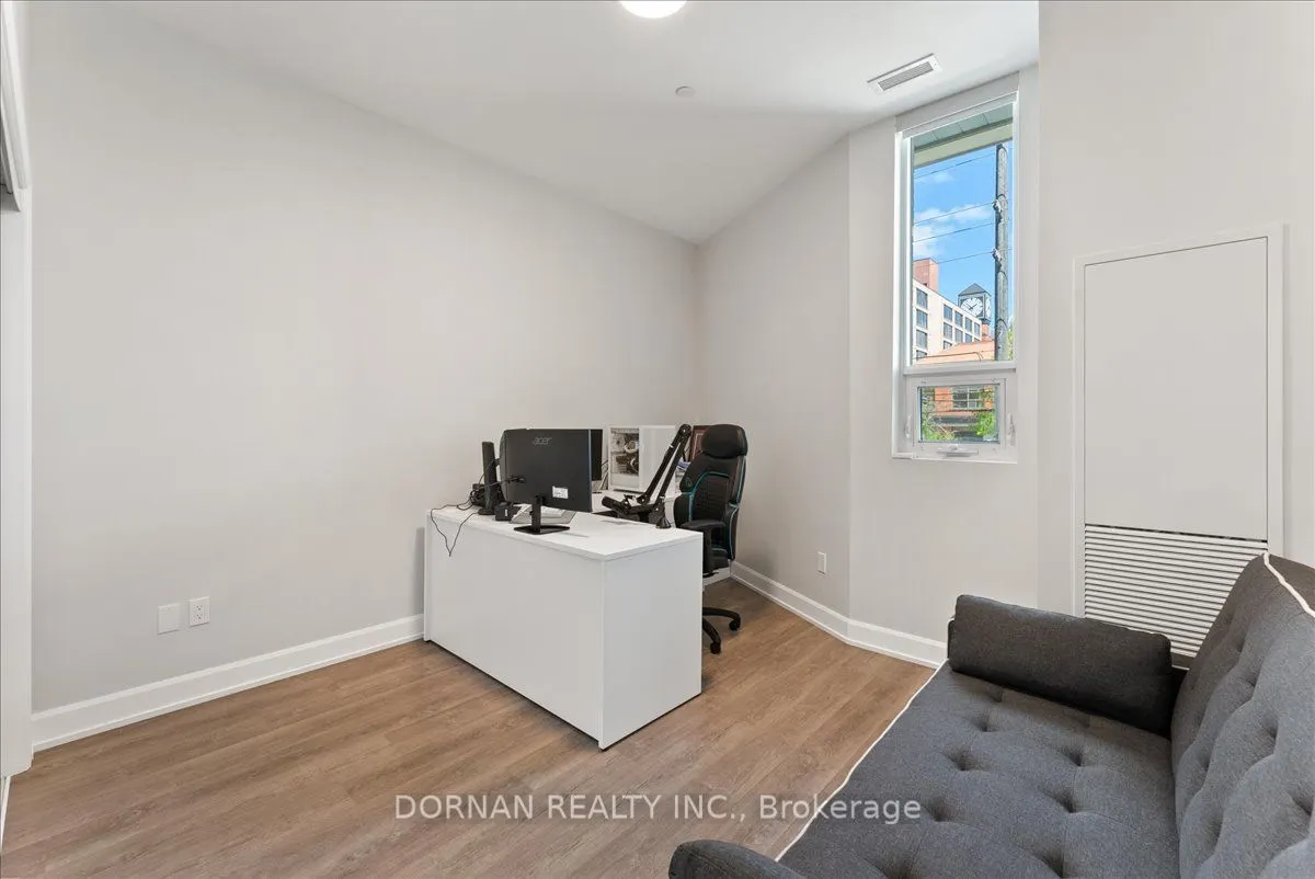 195 Hunter Street E, #TH-04