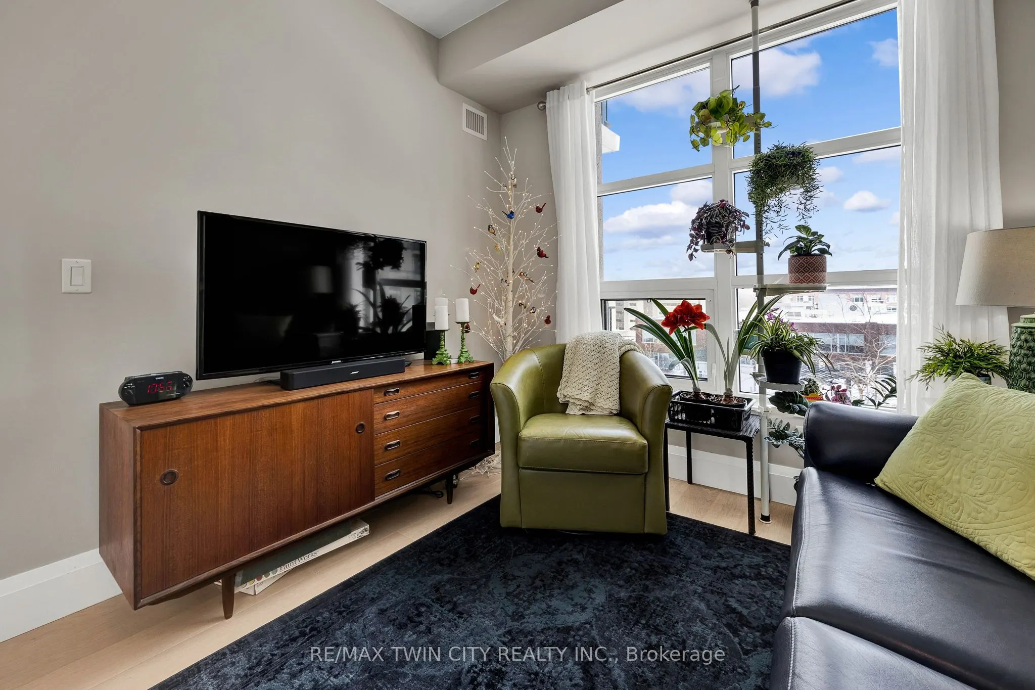 144 Park Street, #609