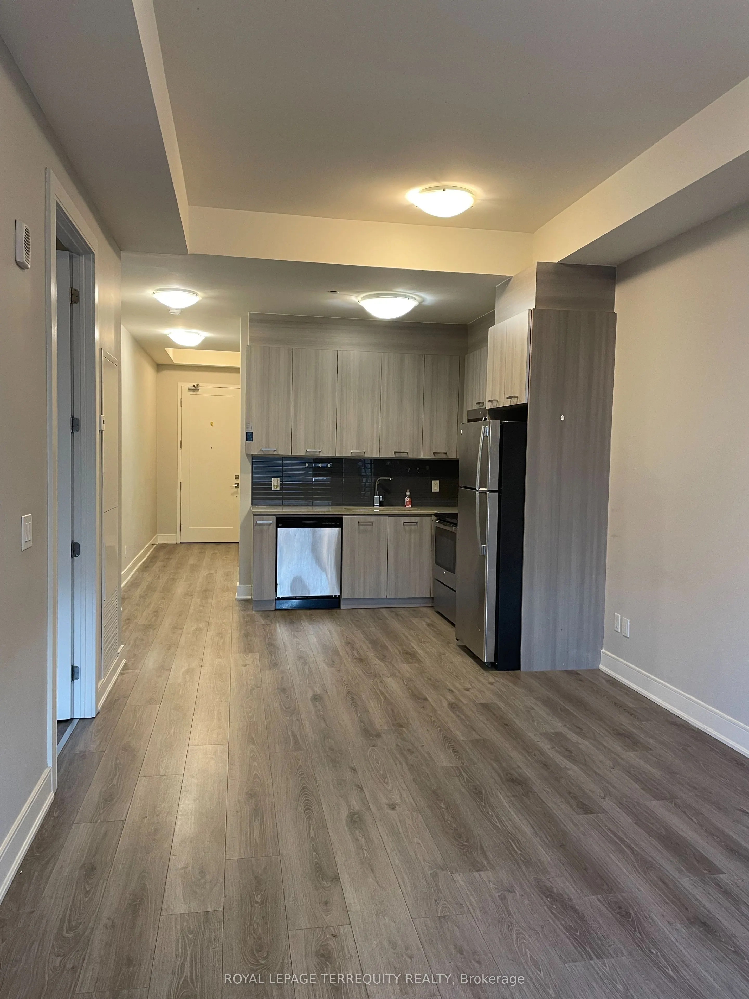 150 Main Street W, #308