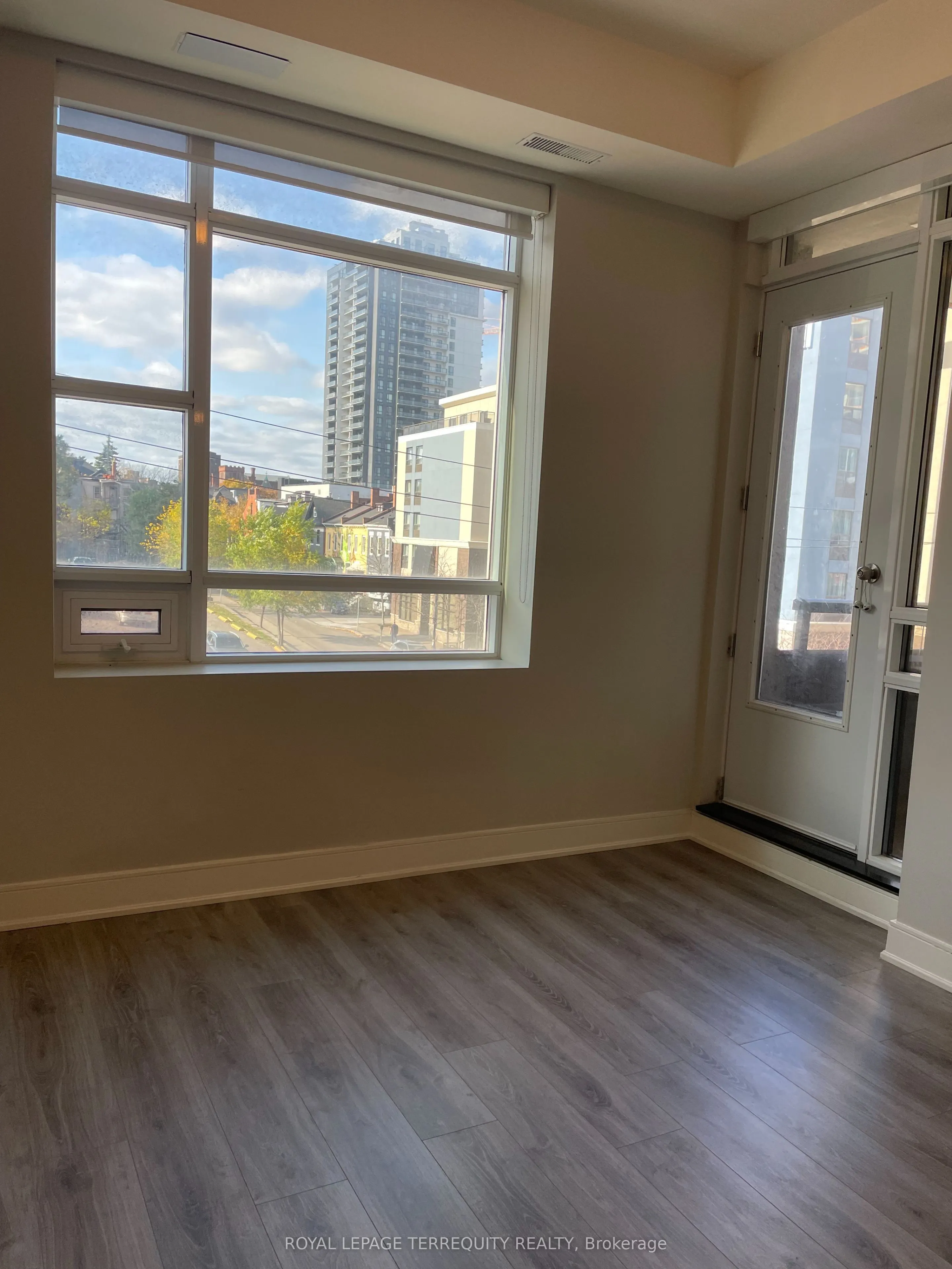 150 Main Street W, #308