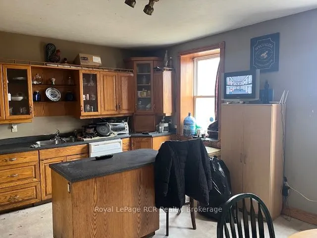 9088 Concession 2