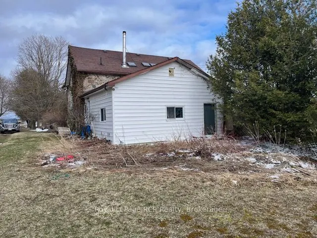 9088 Concession 2