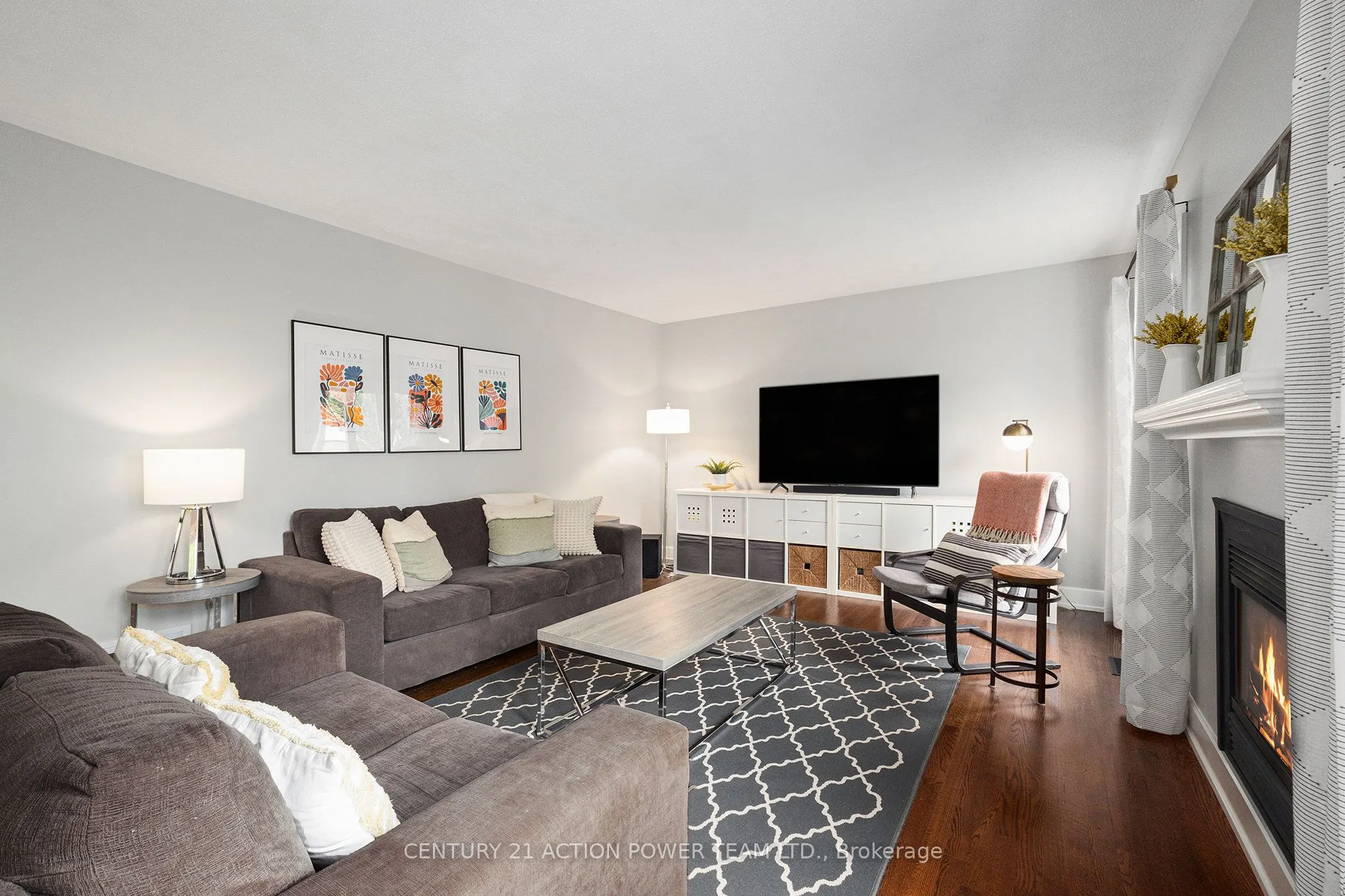 6008 LONGLEAF Drive