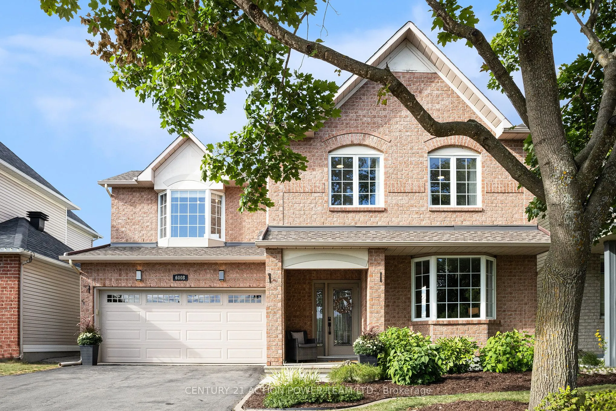 6008 LONGLEAF Drive