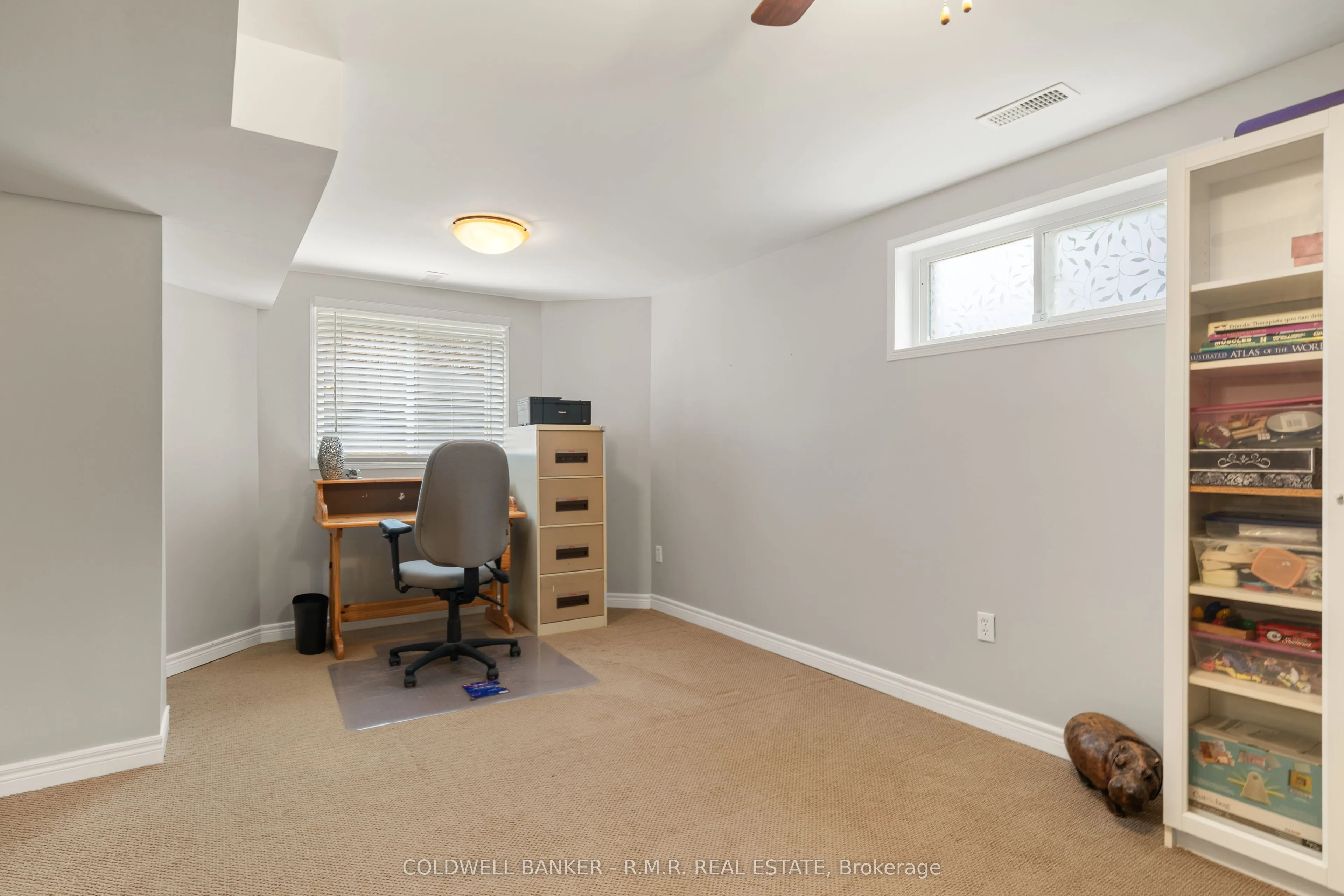 16 Wood Court
