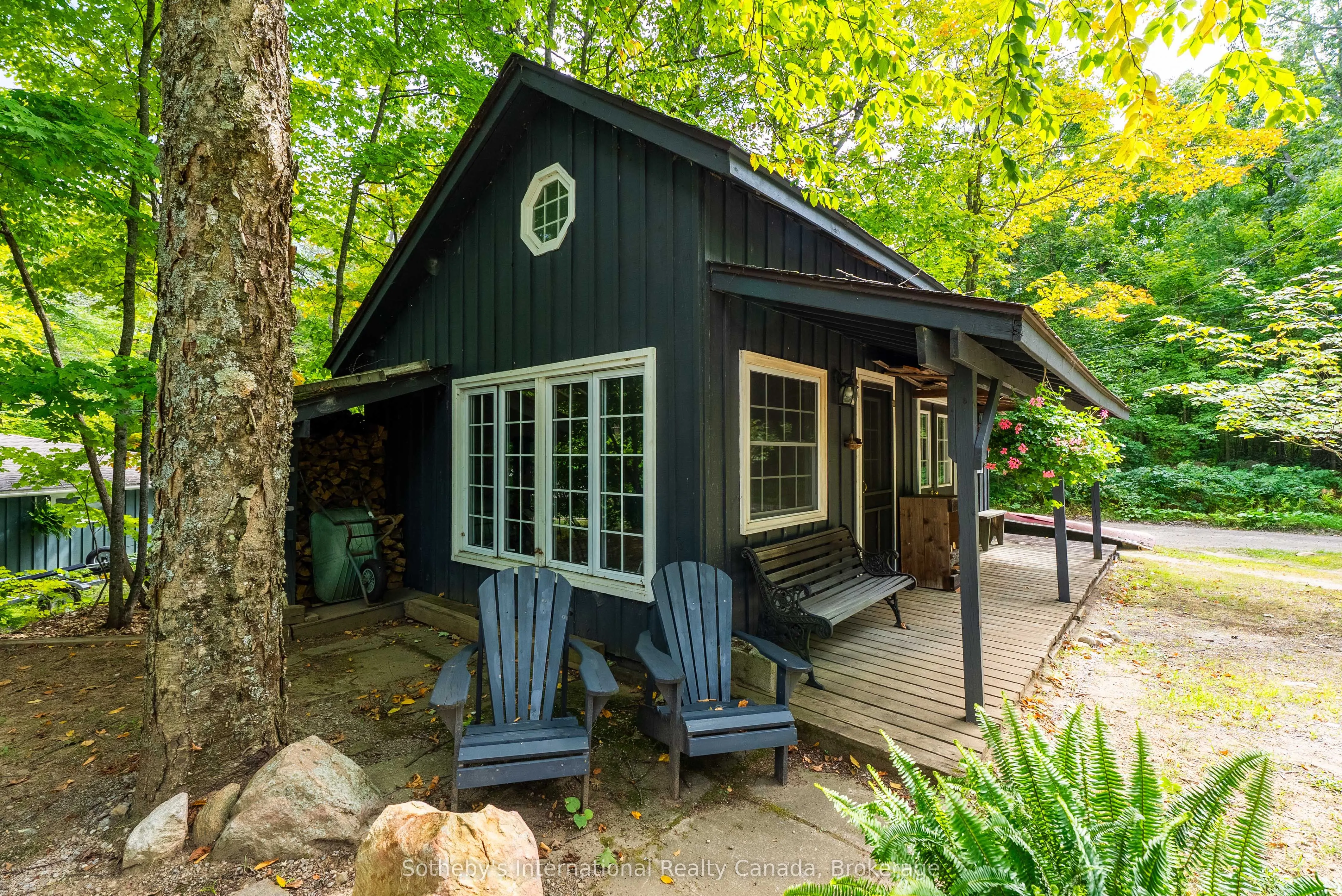 1080 Long Lake Road