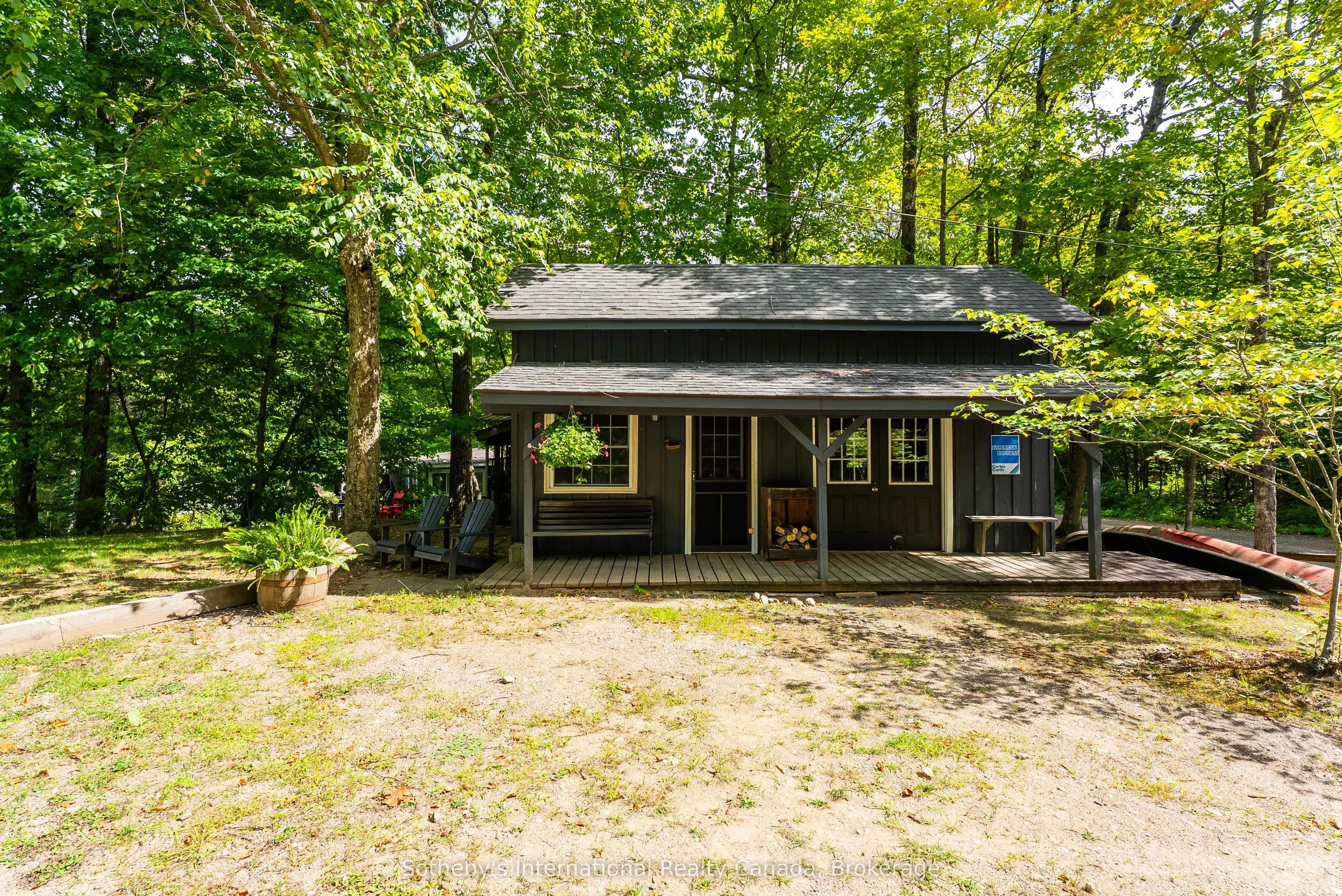 1080 Long Lake Road