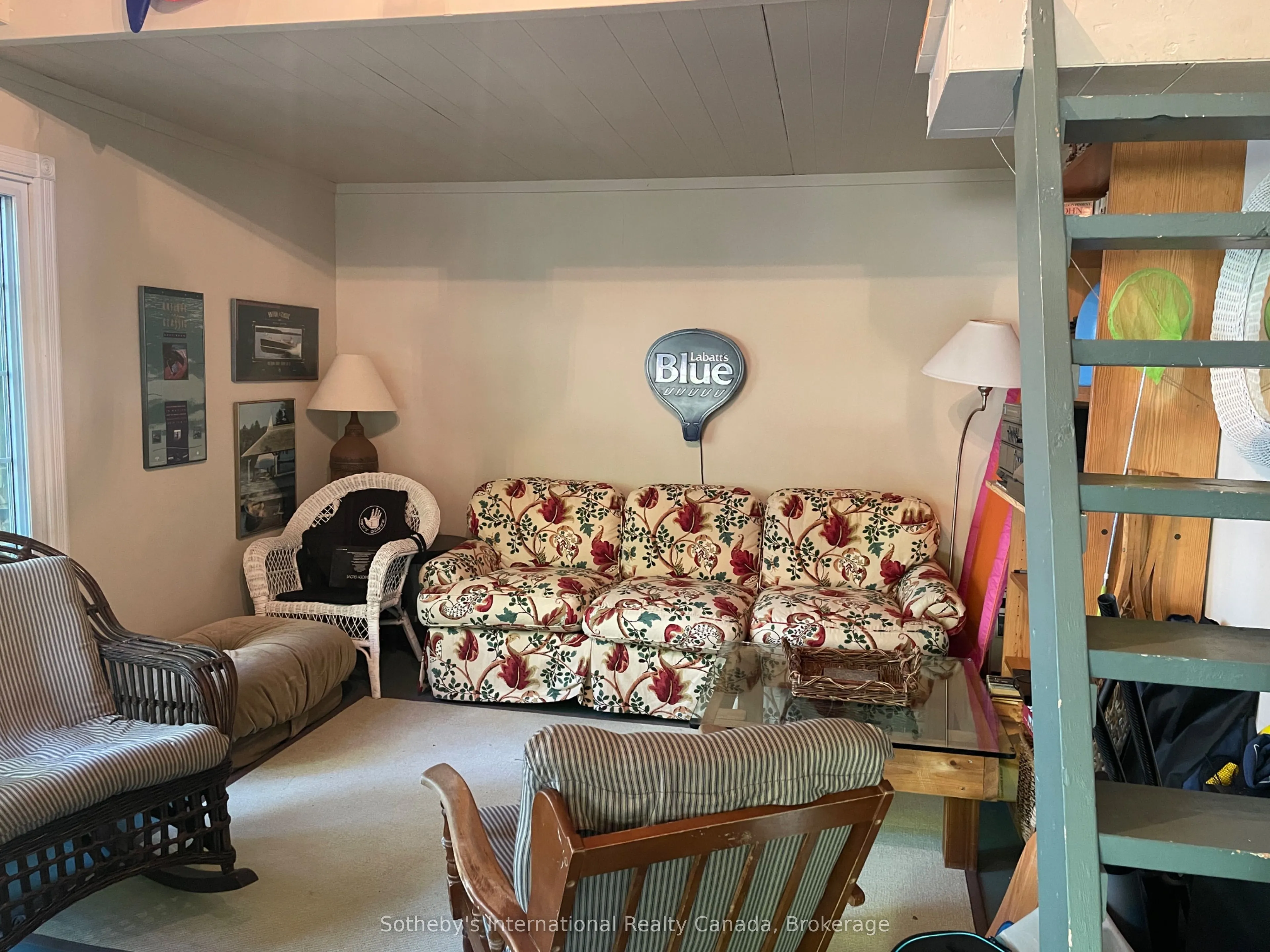 1080 Long Lake Road